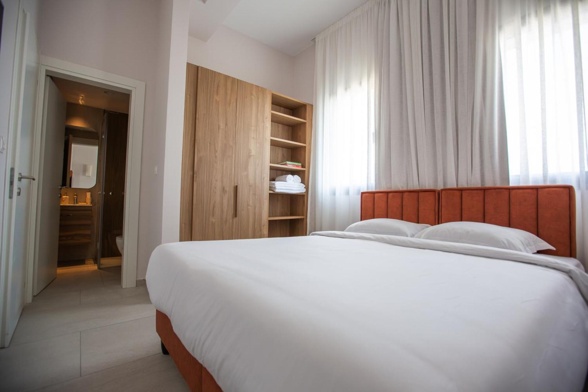 Liv & Co & Aparthotel