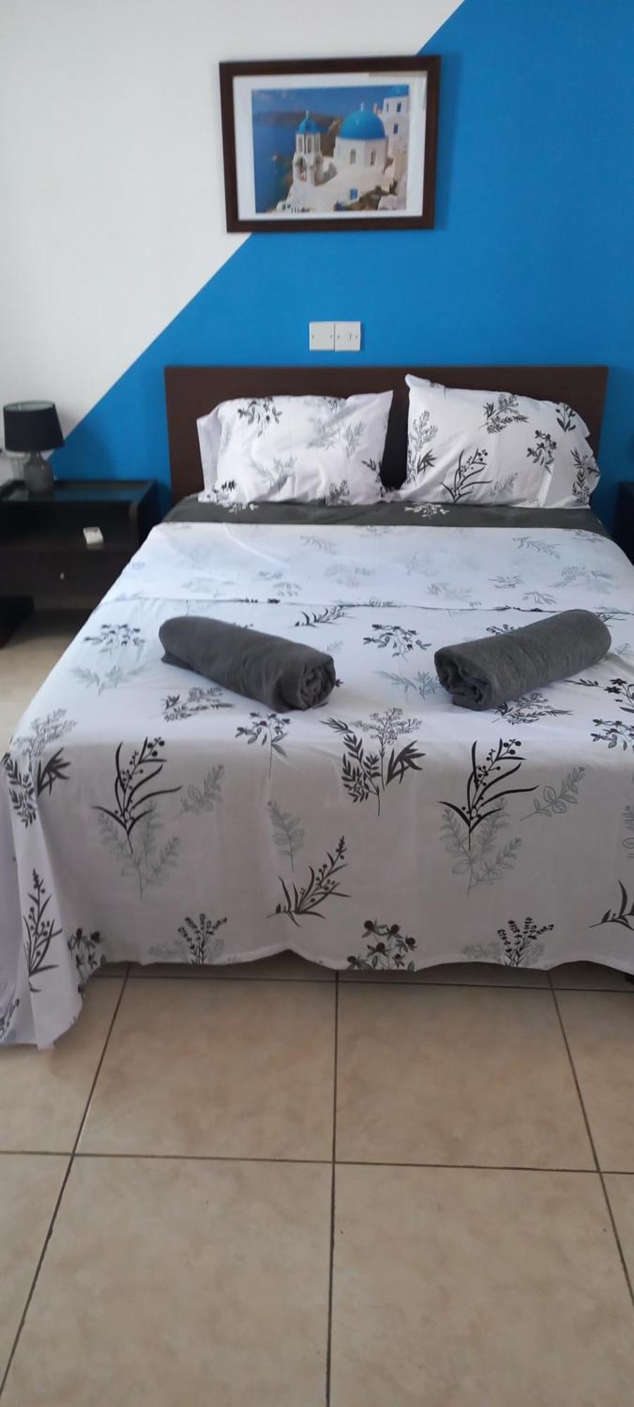 Golden Coast - Trendy 4 Bedroom *