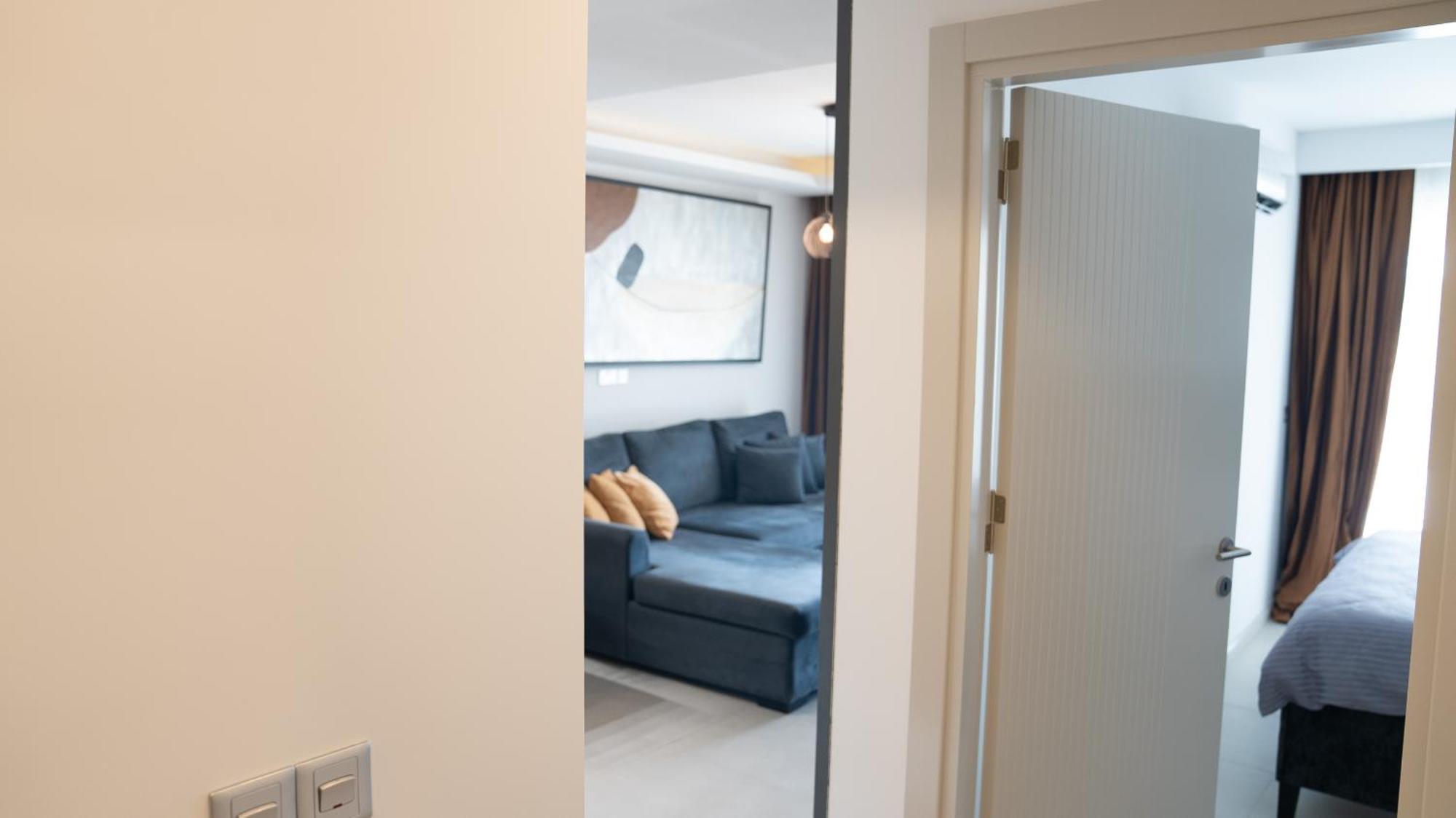 Mykonos Homes - Stilvolles Mit Eigenem Jaccuzzi Apartment *