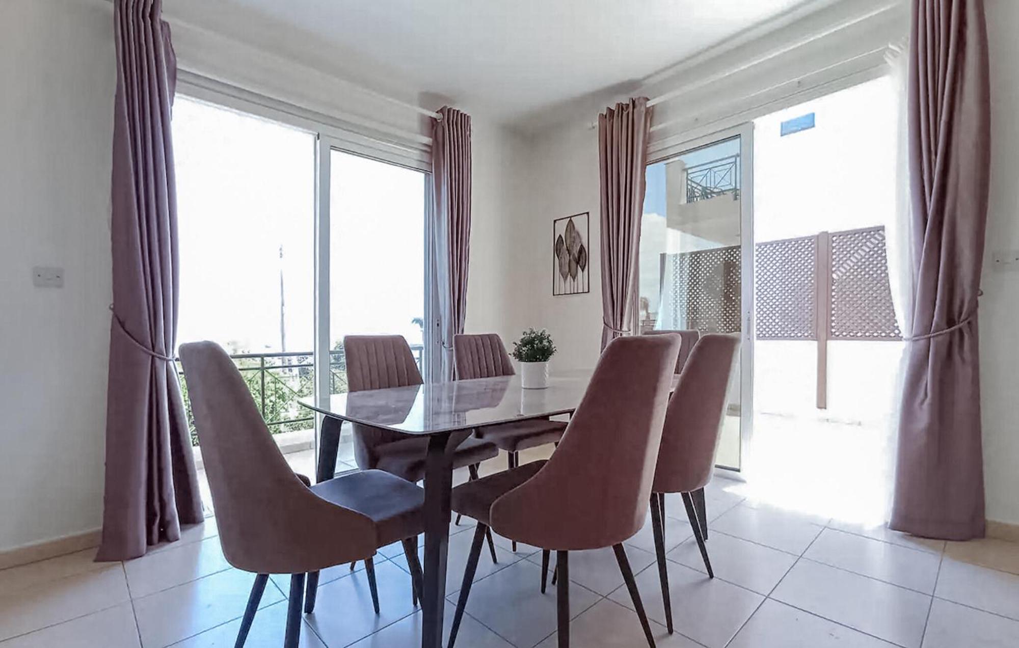 Gorgeous Home In Neo Chorio With Wifi * Neo Chorio