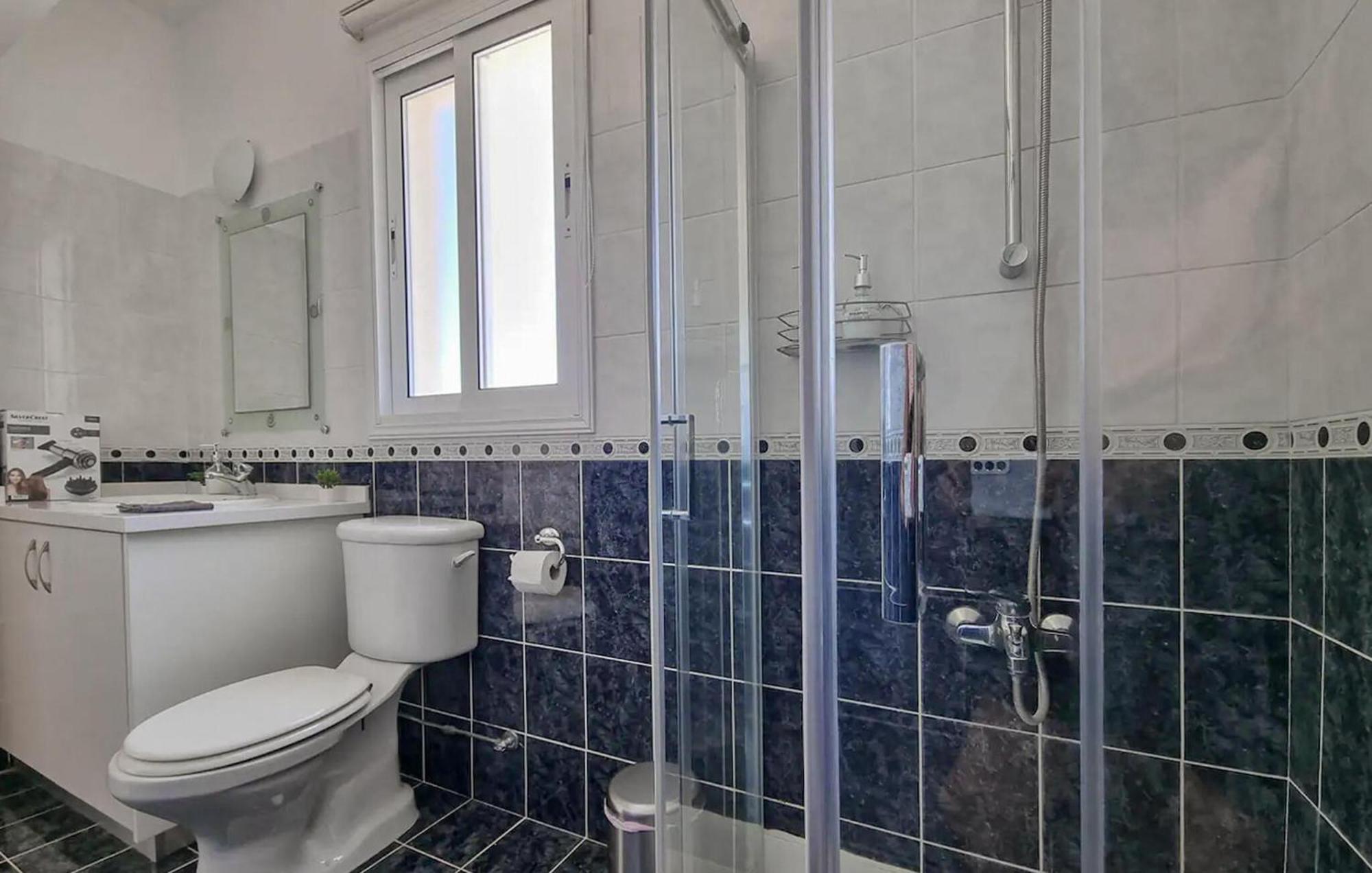Gorgeous Home In Neo Chorio With Wifi * Neo Chorio
