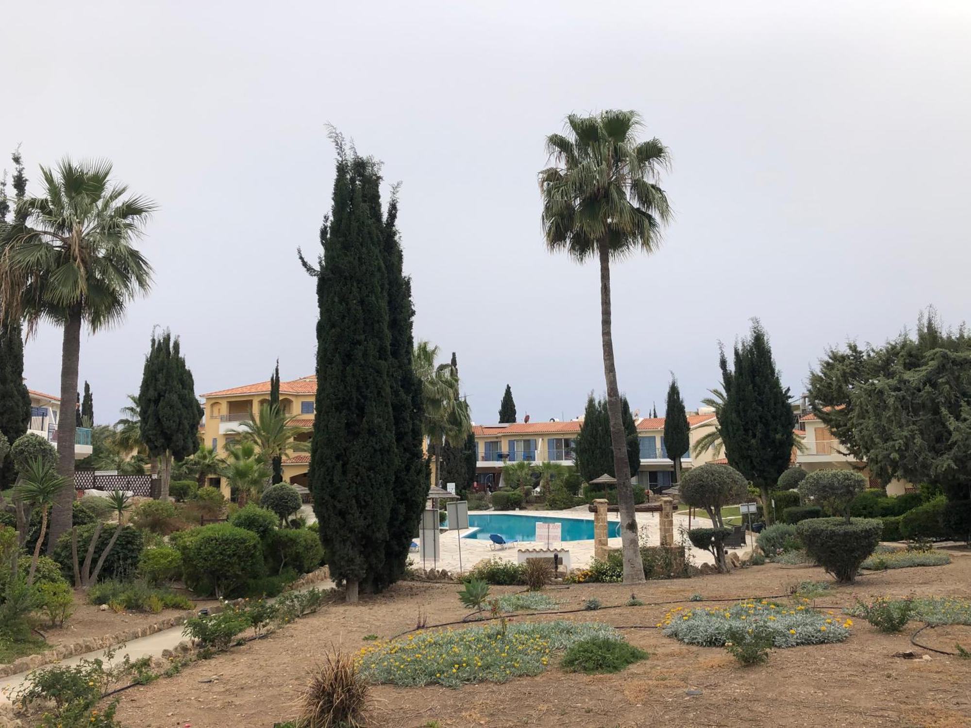 Villa Cozy House Near The In Regina Gardens Paphos