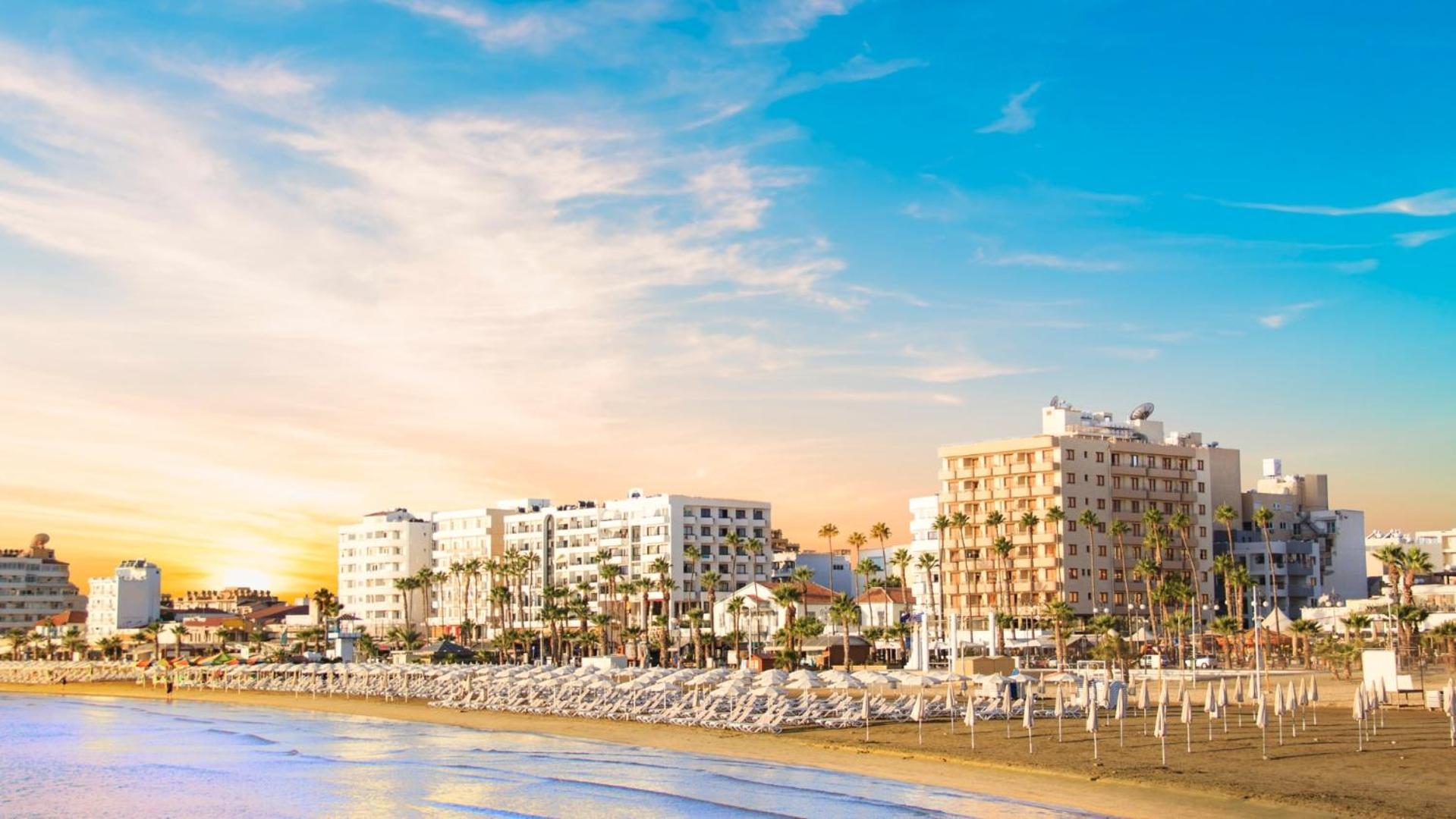 Apartment Kolonaki Seaview 1bdr Finikoudes Larnaca