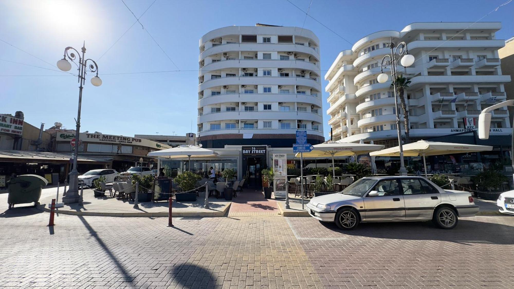 Kolonaki Seaview 1bdr Finikoudes Apartment *