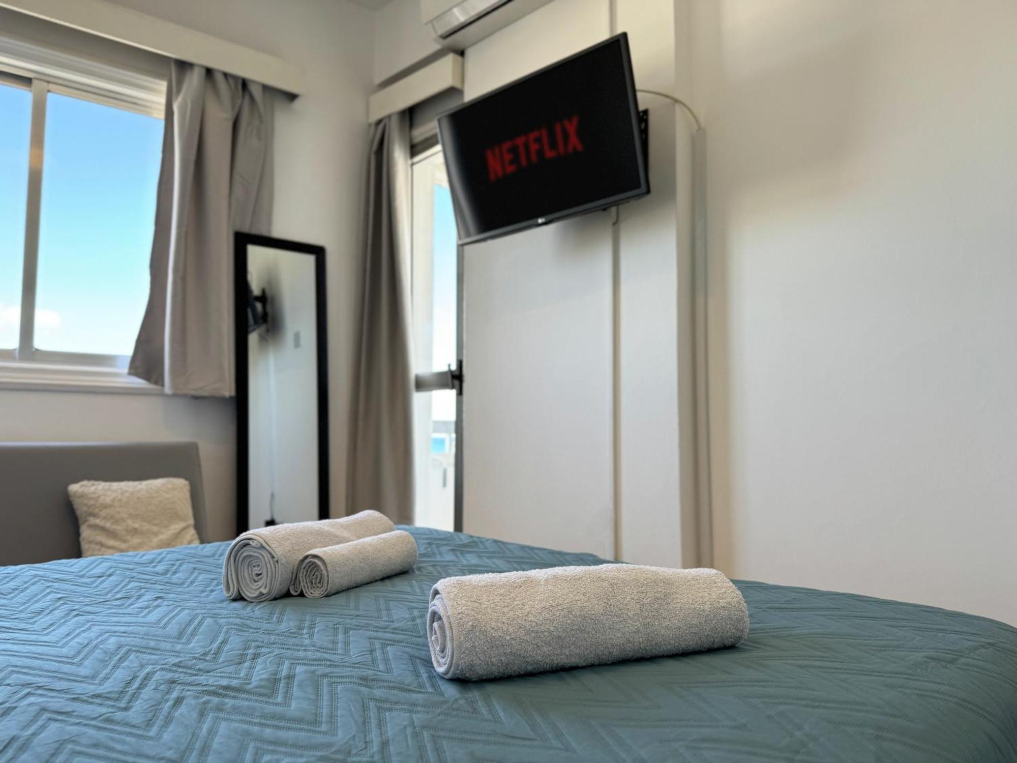 Apartment Kolonaki Seaview 1bdr Finikoudes Larnaca