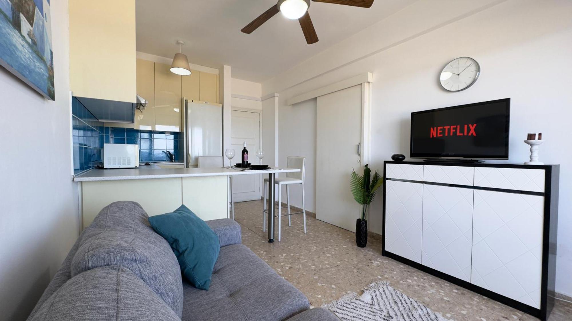 Kolonaki Seaview 1bdr Finikoudes *