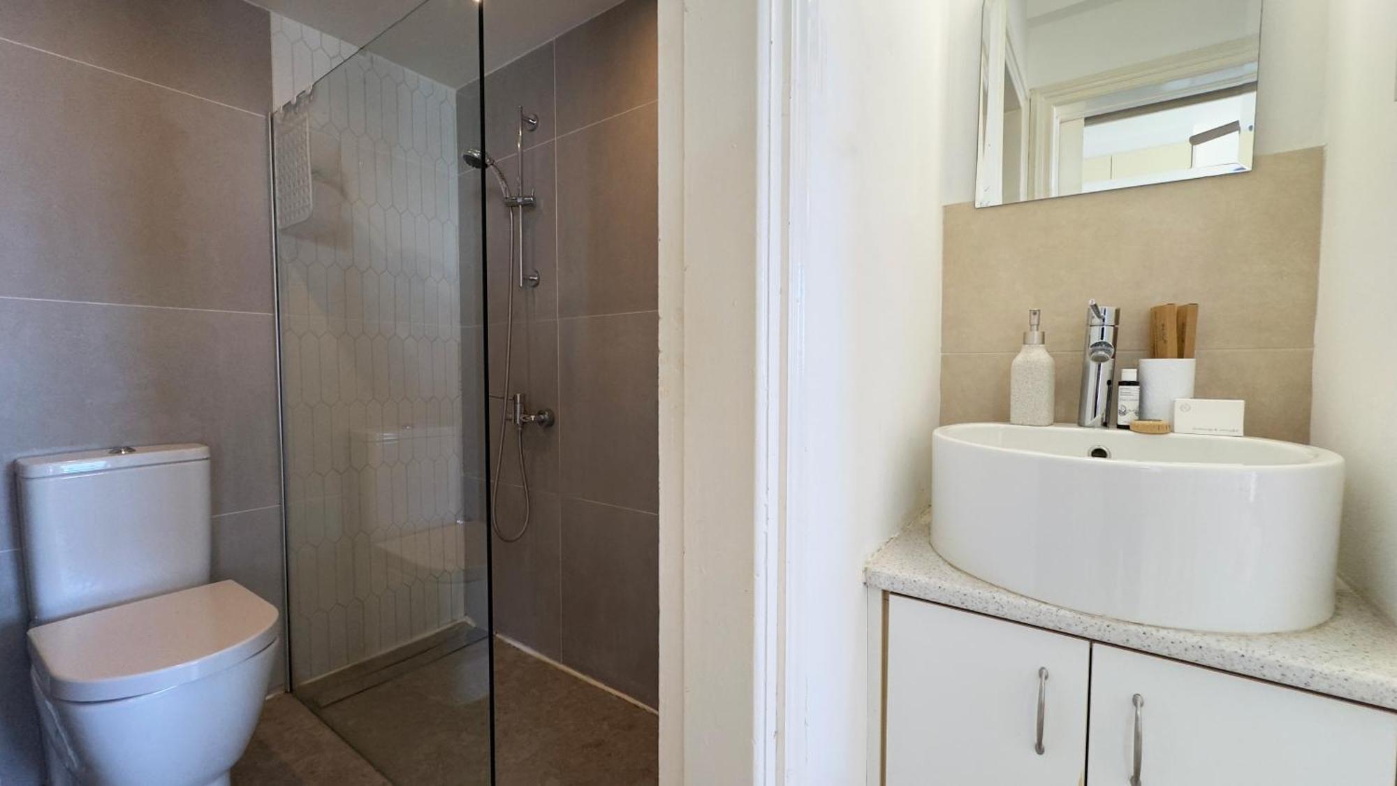 Apartment Kolonaki Seaview 1bdr Finikoudes Larnaca