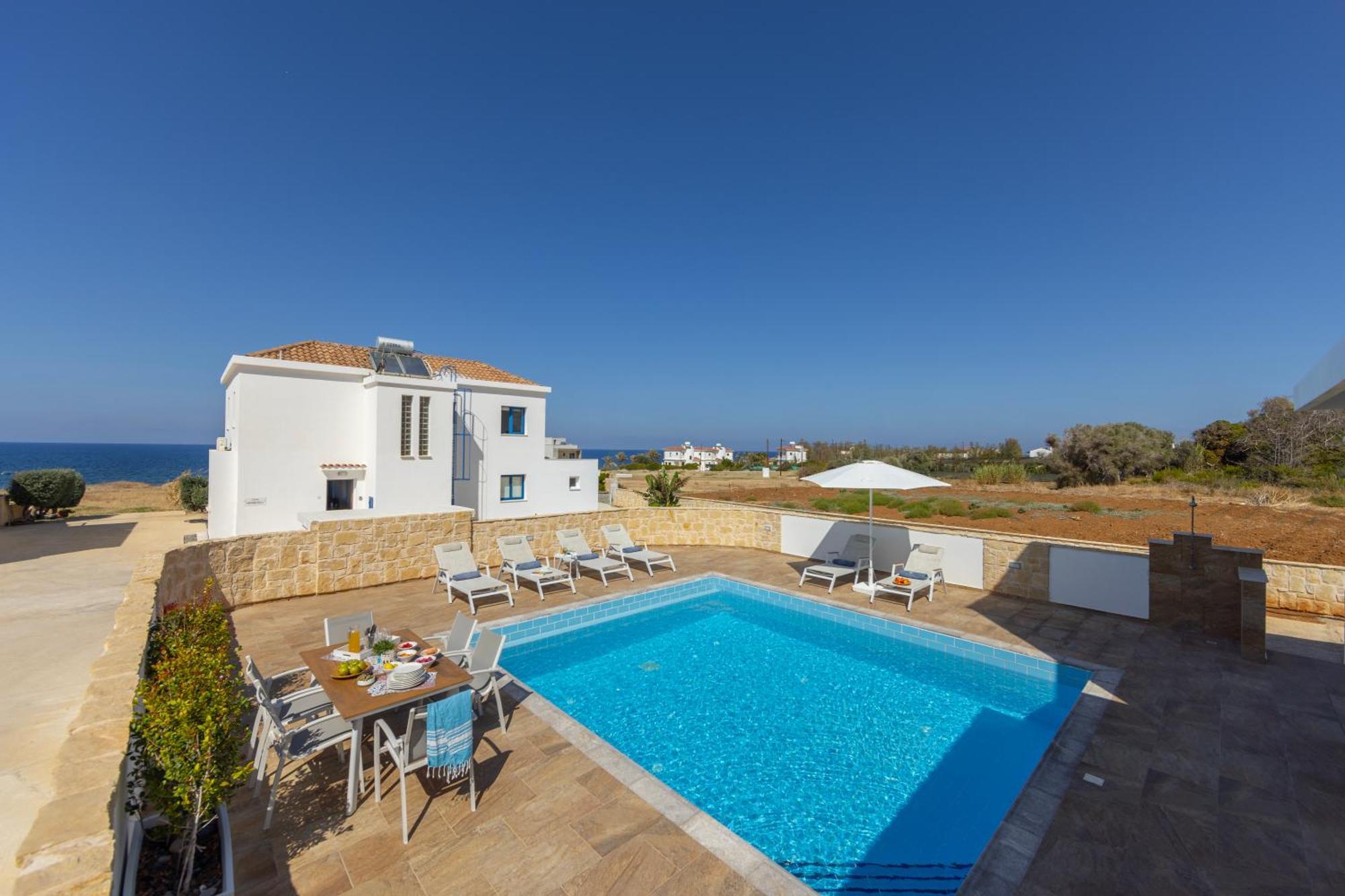 Villa Diana Seaside Pomos