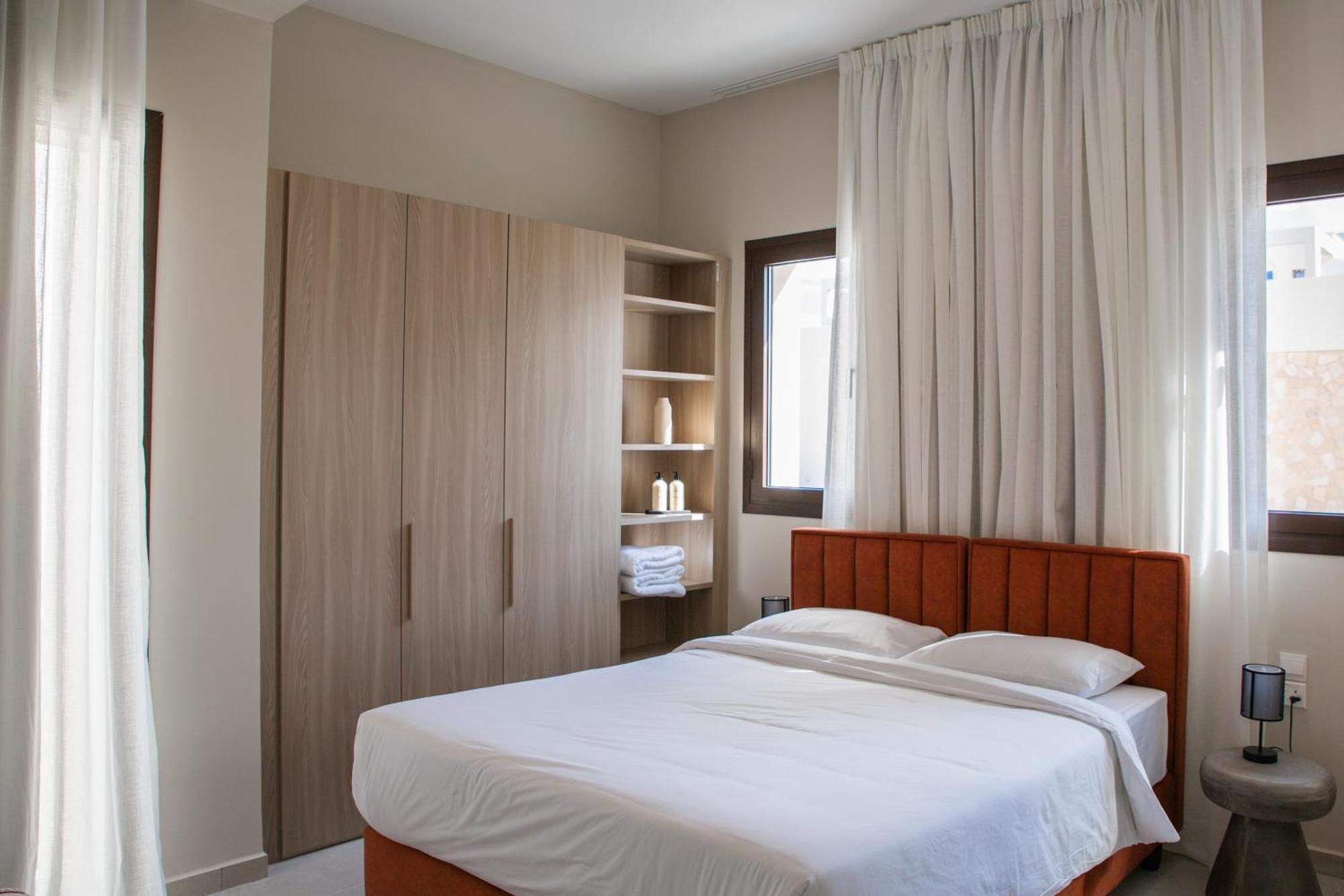 Liv & Co & Aparthotel