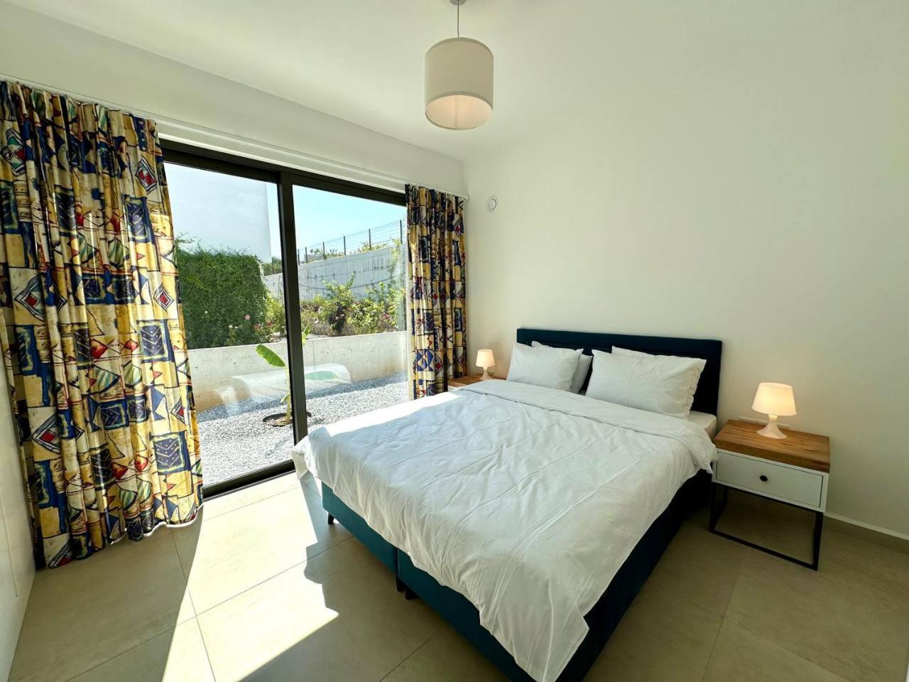 Deja Blue 2 With Private Pool * Kalogrea
