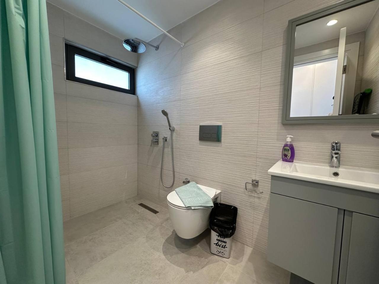 Dejablue, Block C, Unit 22 Apartment