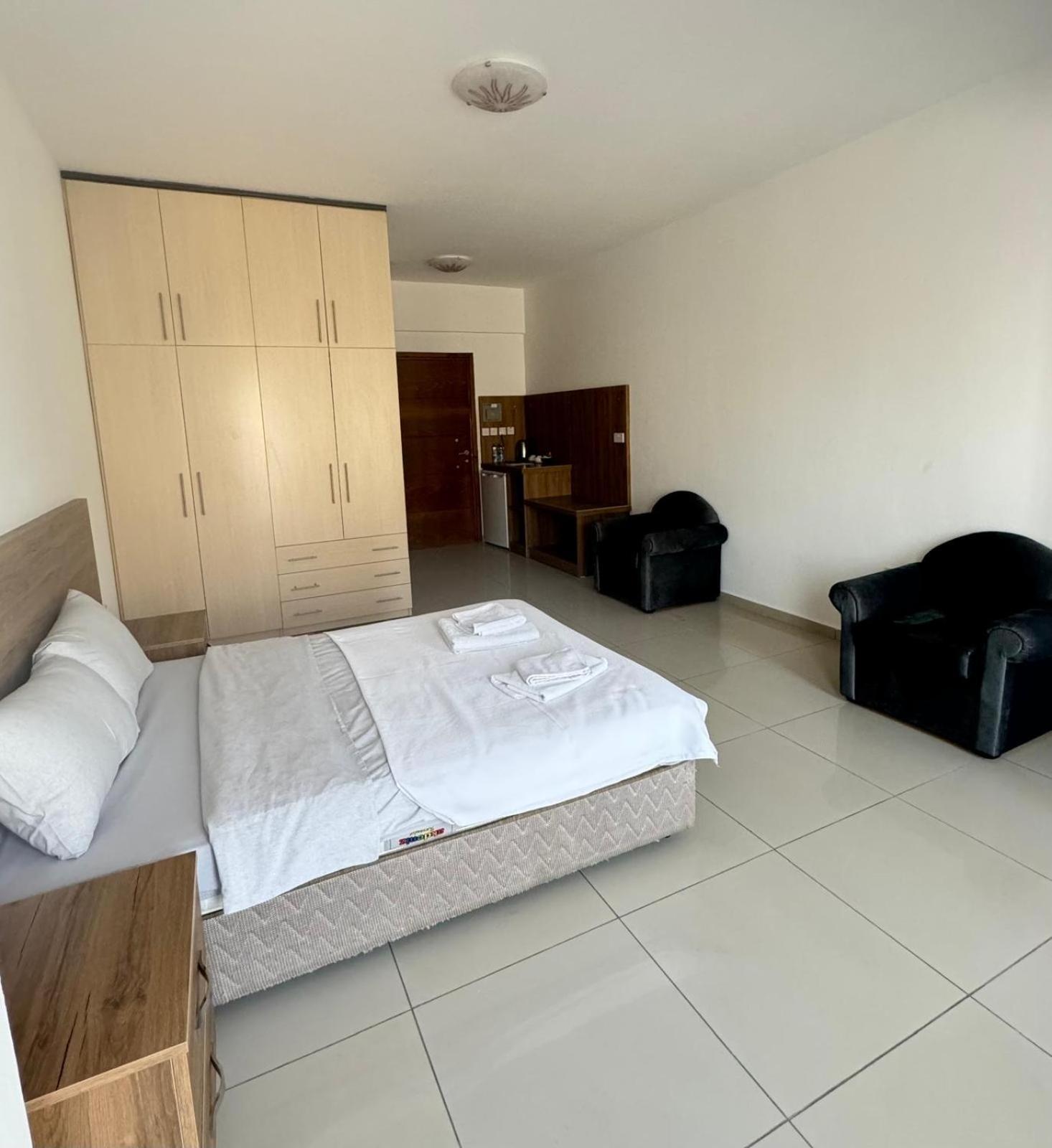 The Horse Farm Aparthotel