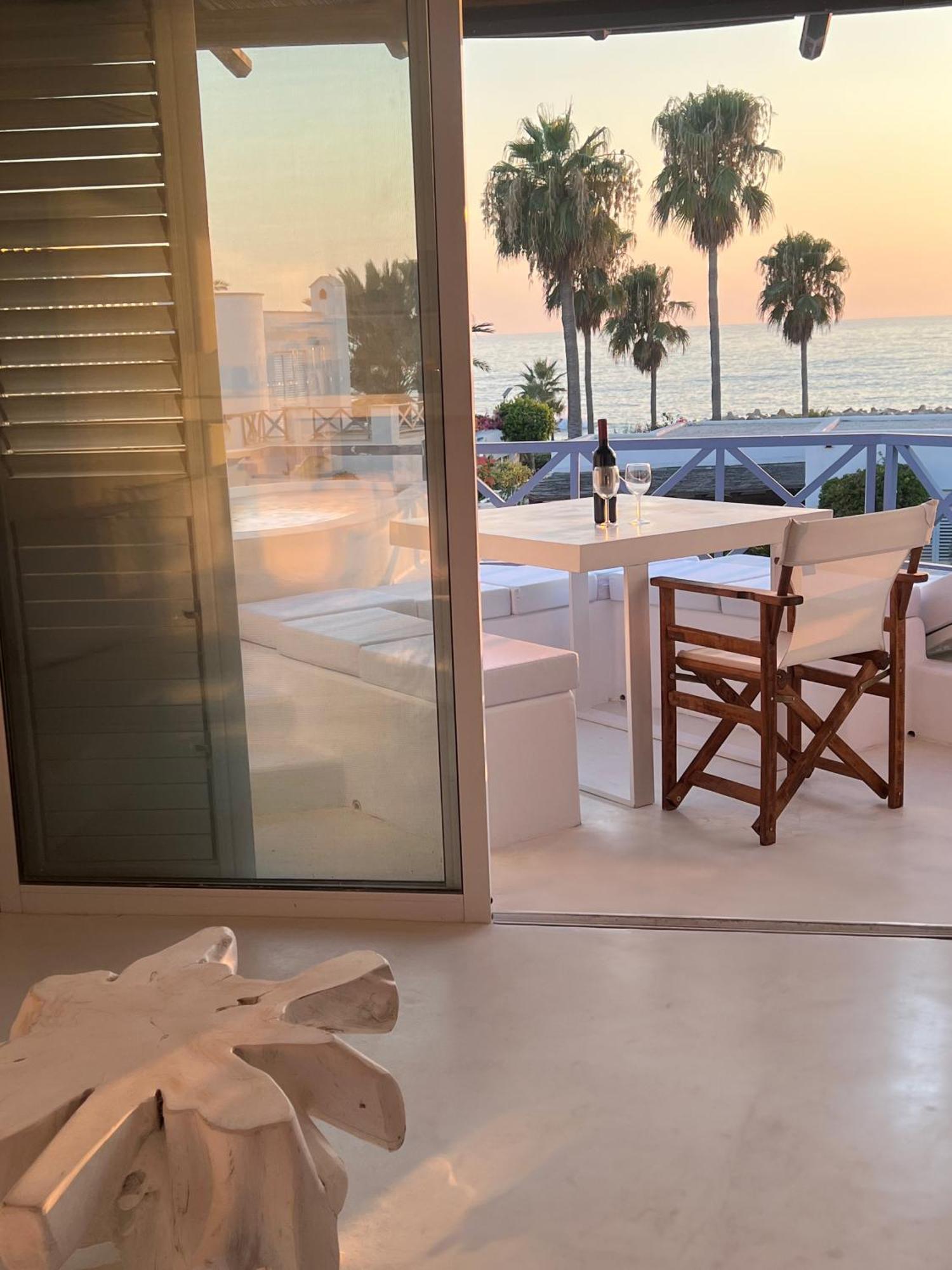 Apartment Sunset Deluxe And *