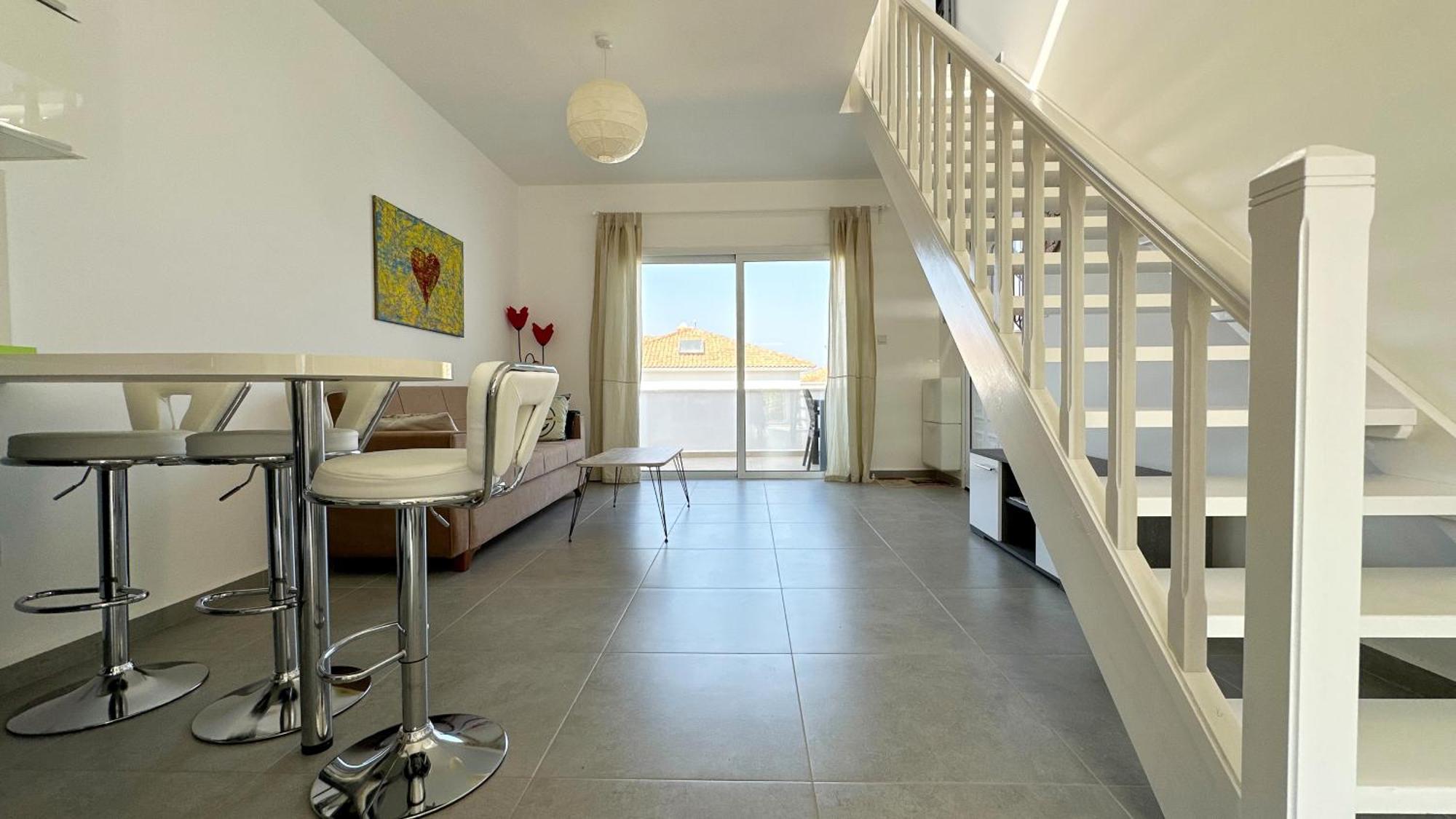 1 Bedroom Loft Apartment