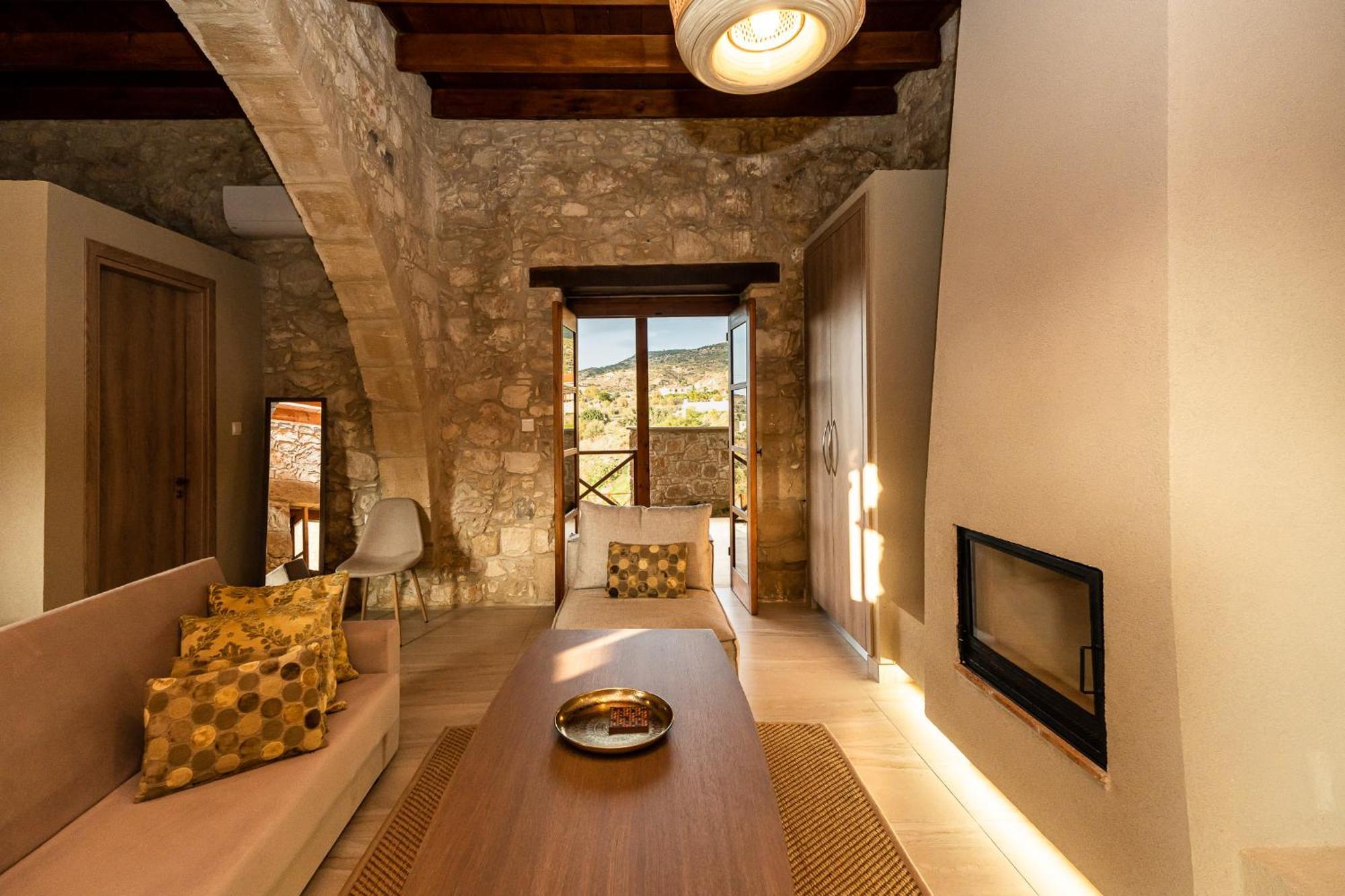 Harma Traditional Boutique * Paphos