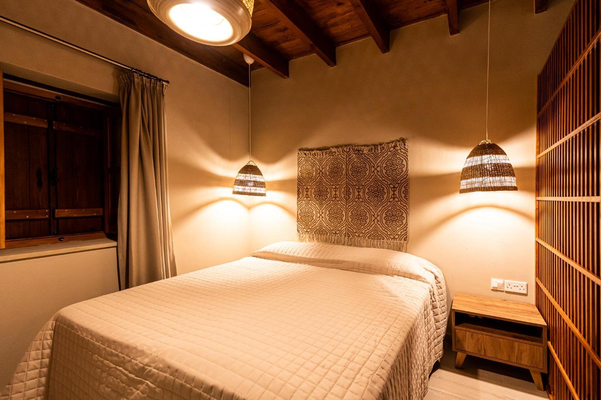 Harma Traditional Boutique * Paphos