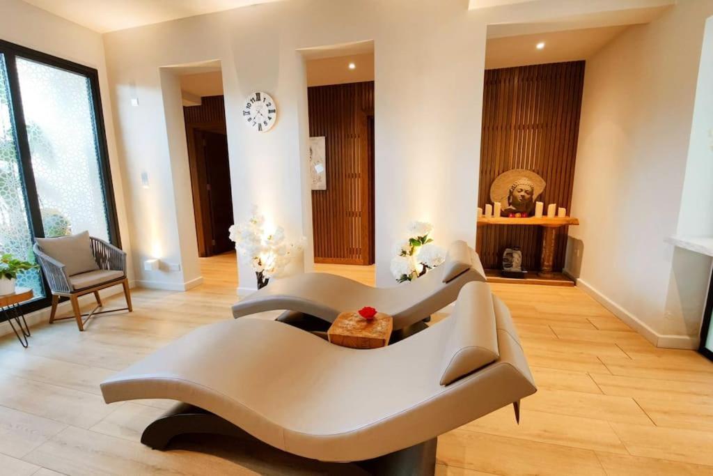 Thalassa Big Apartment