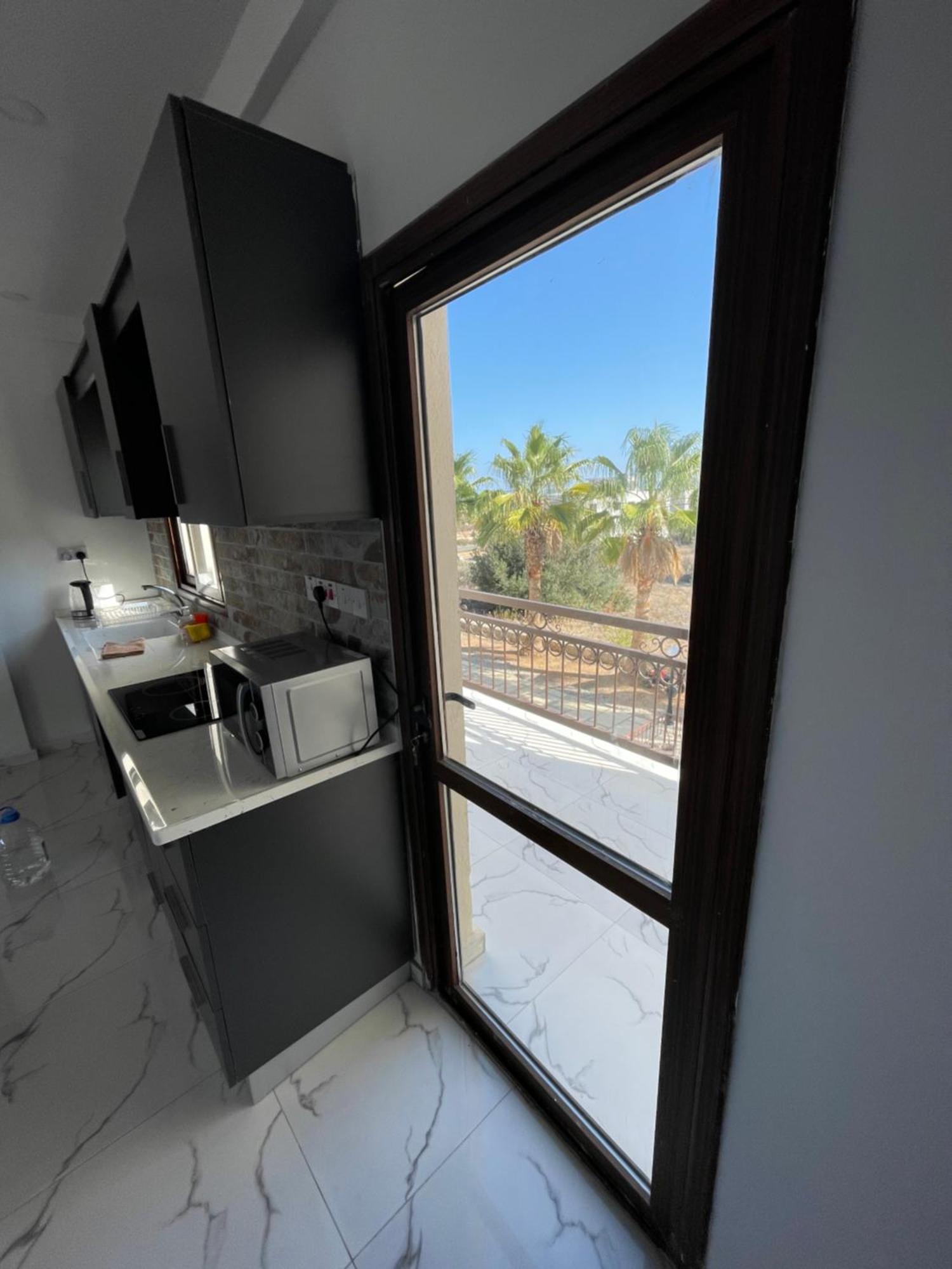Penthouse Mountains Nature Bbq Sea And Pool View Quiet Agios Amvrosios (Kyrenia)