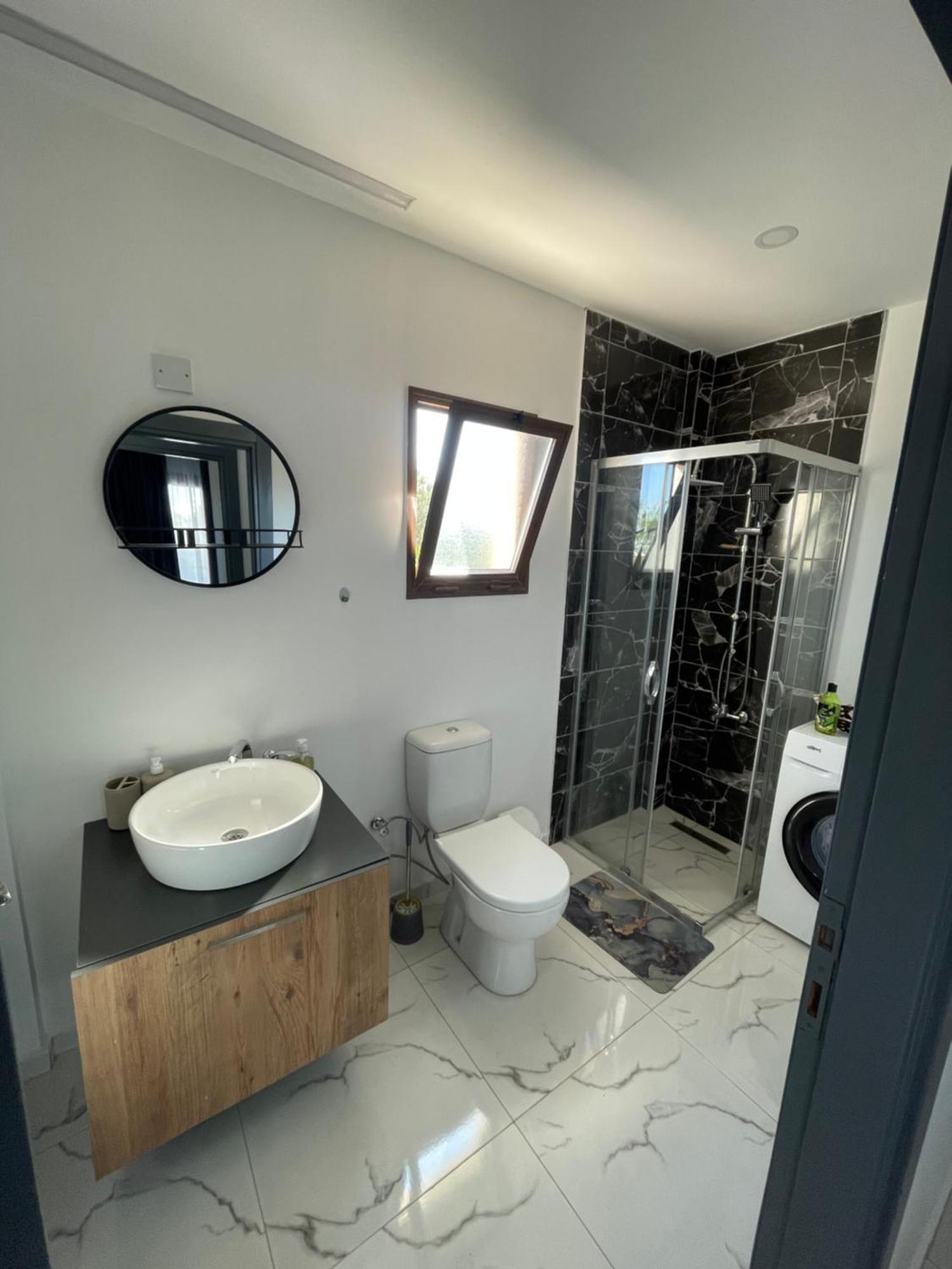 Penthouse Mountains Nature Bbq Sea And Pool View Quiet Agios Amvrosios (Kyrenia)