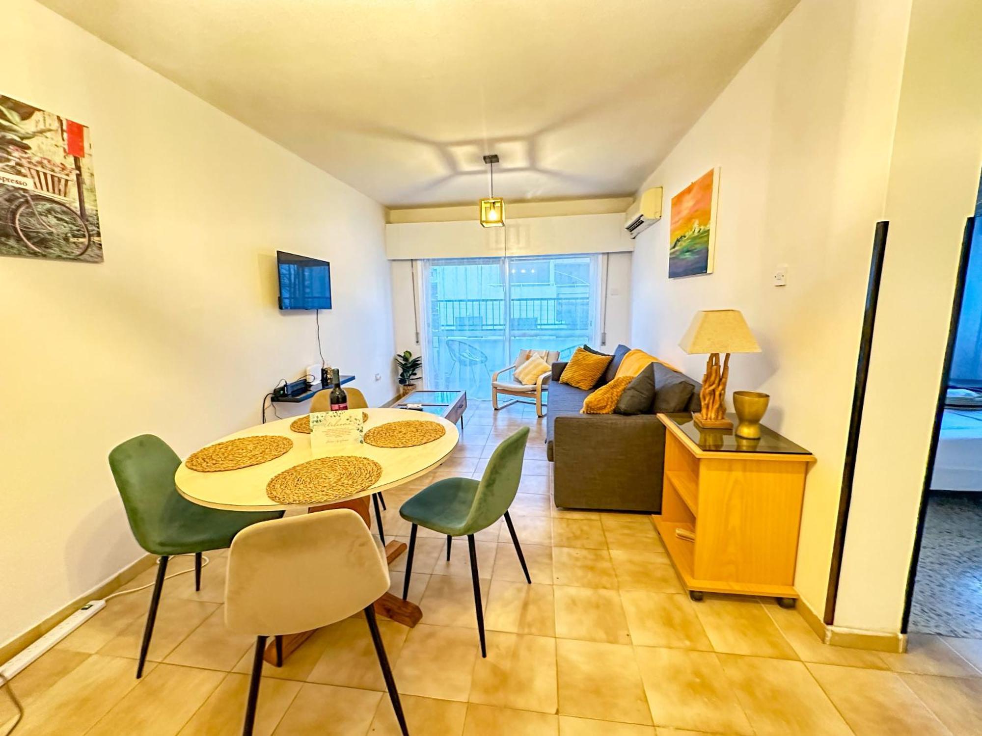 Apartment Sea And Breeze 1br Larnaca