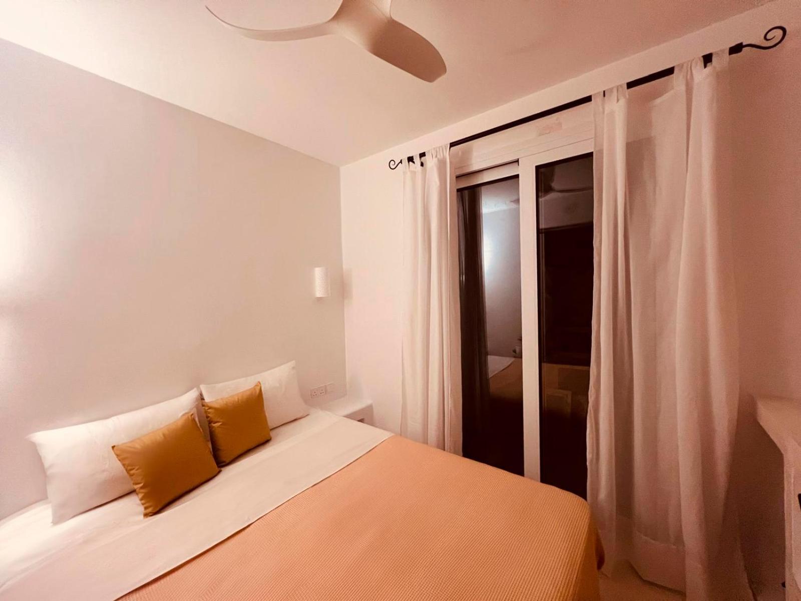 Apartment Sunset Deluxe And