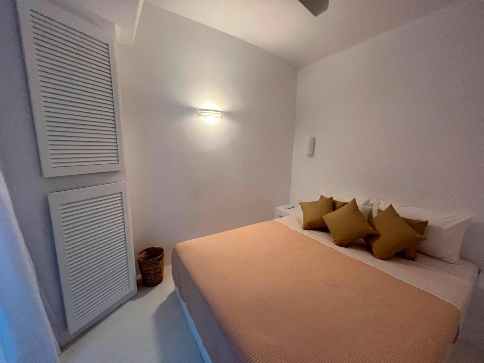 Sunset Deluxe And Apartment Paphos