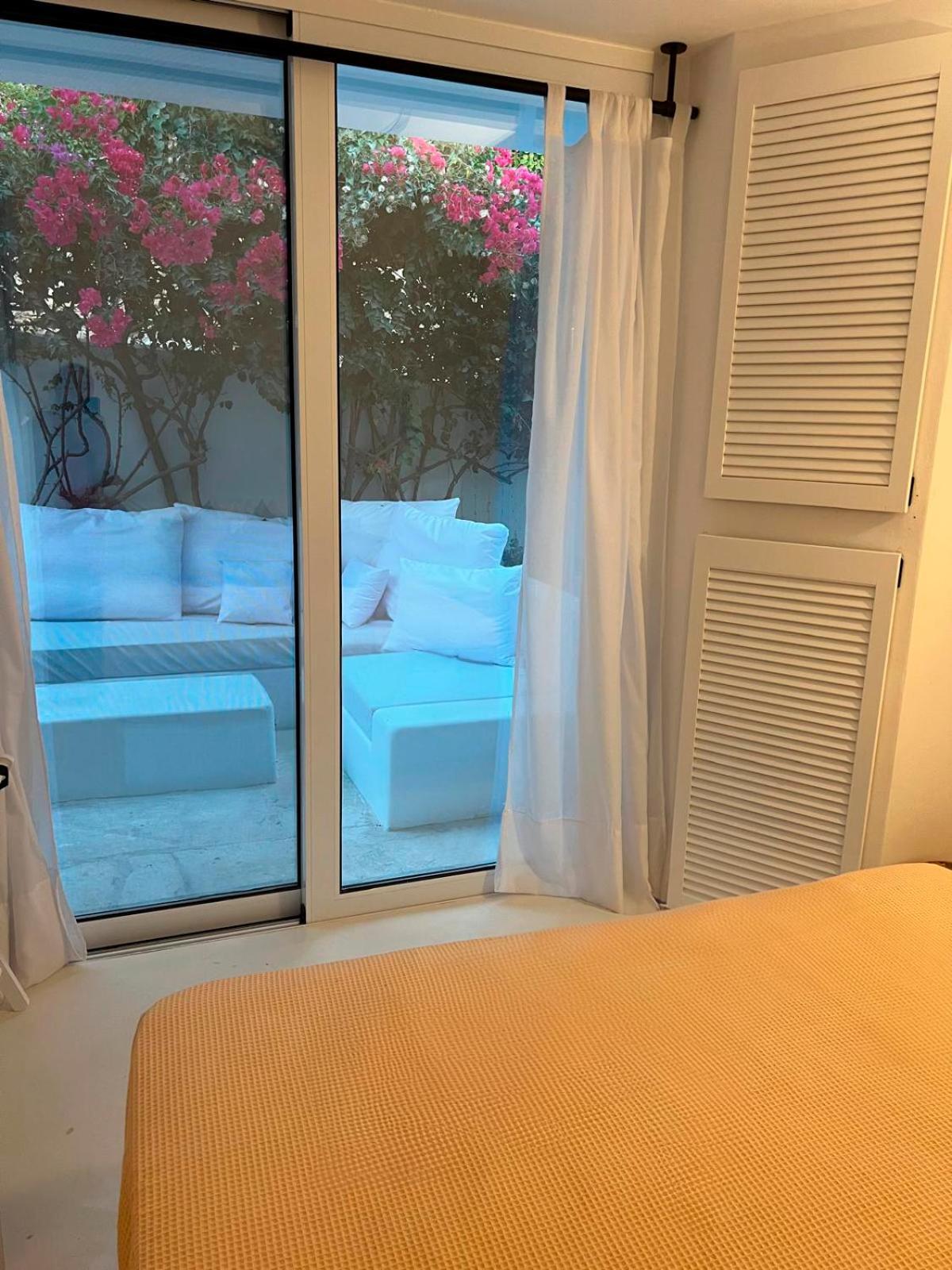 Apartment Sunset Deluxe And Paphos
