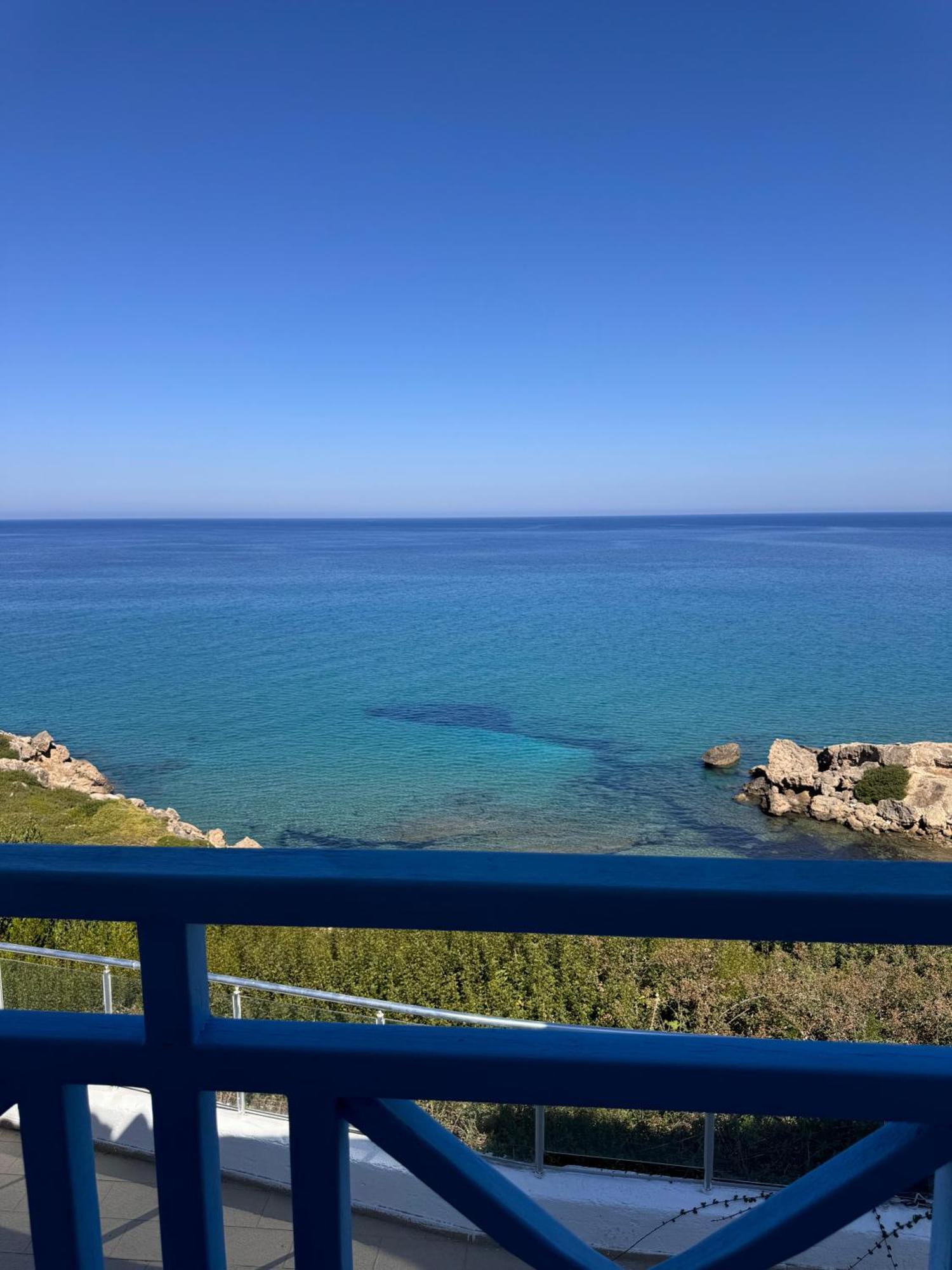 Hotel The Rocas