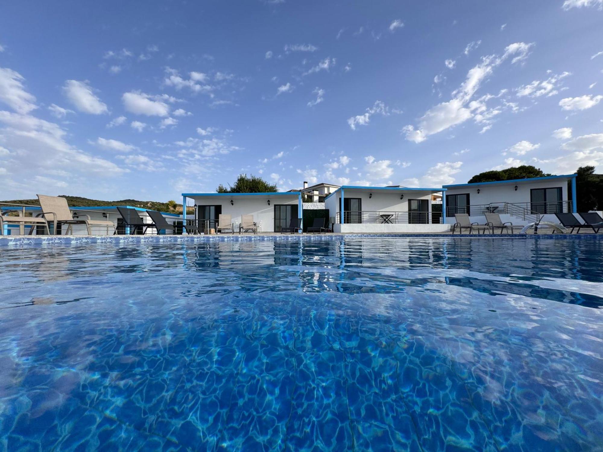 The Rocas Hotel