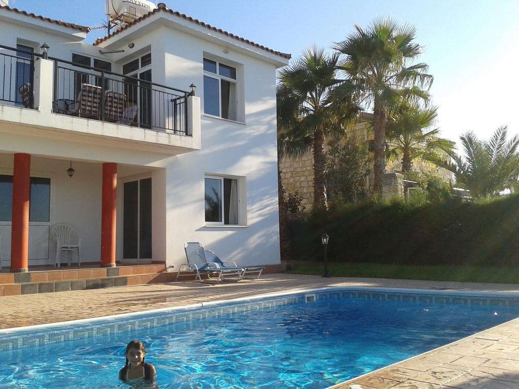 Papas Villas Villa *