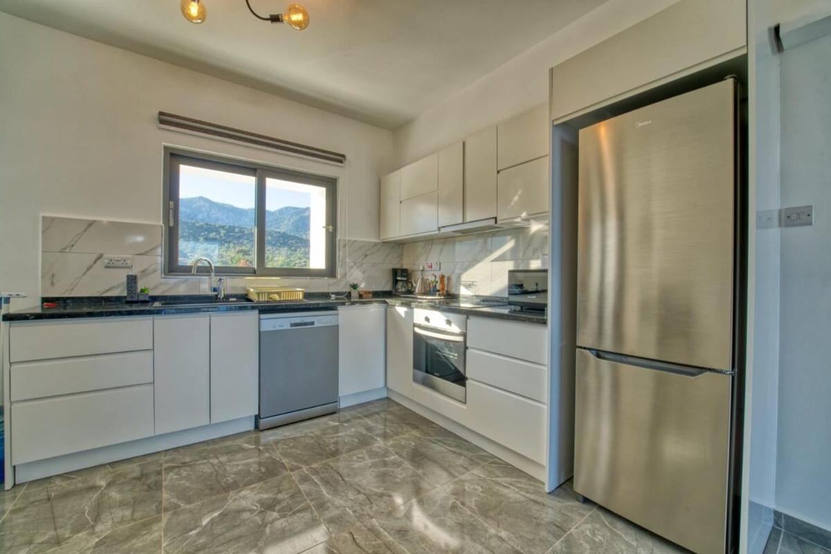 Apartment Retreat, Block A1, No 4