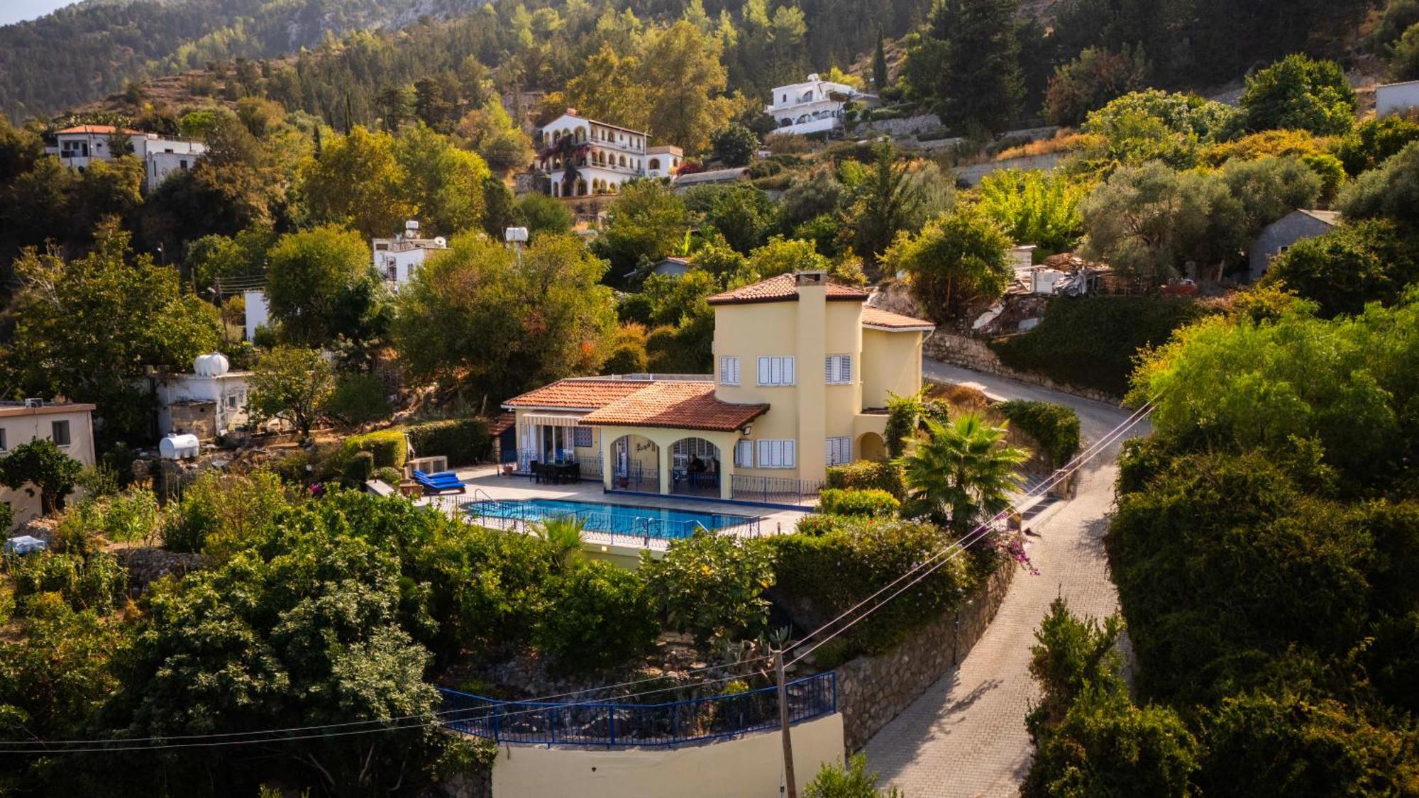 Villa 4-bedroom With Amazing Views *