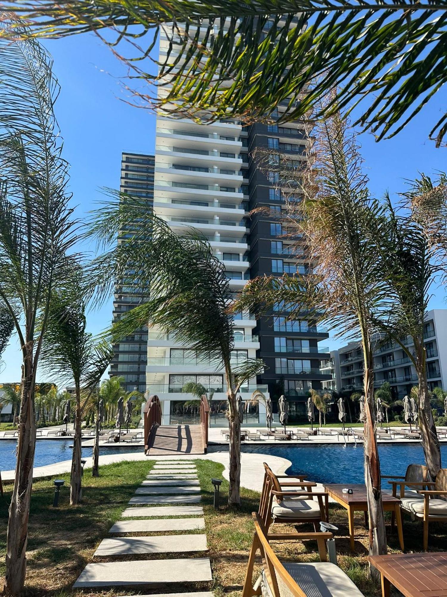Grand Sapphire Casino & 4 Bedrooms Iskele Long