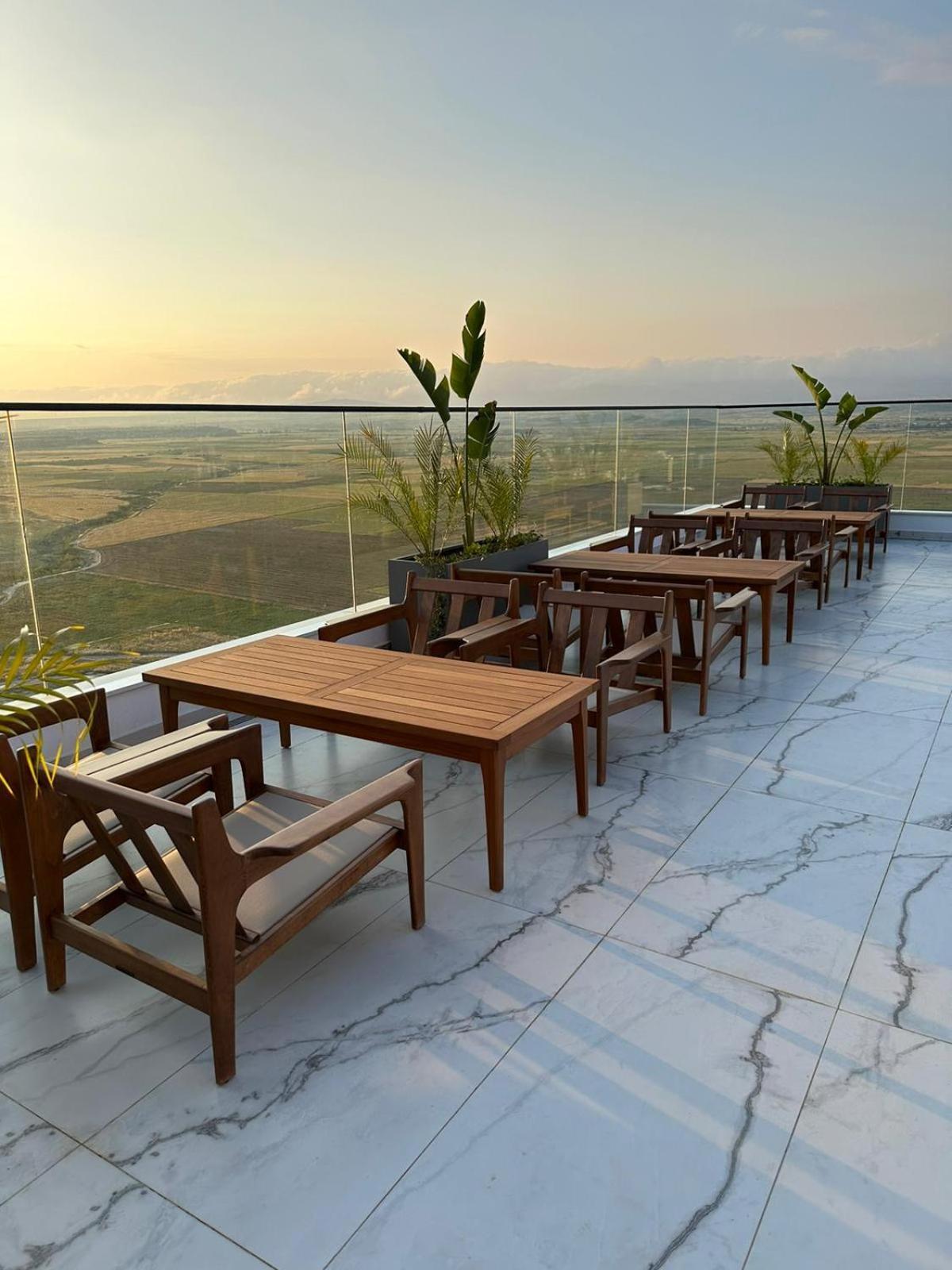 Apartment Grand Sapphire Casino & 4 Bedrooms Iskele Long