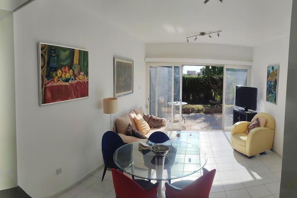 Sea View House With Pool Limassol