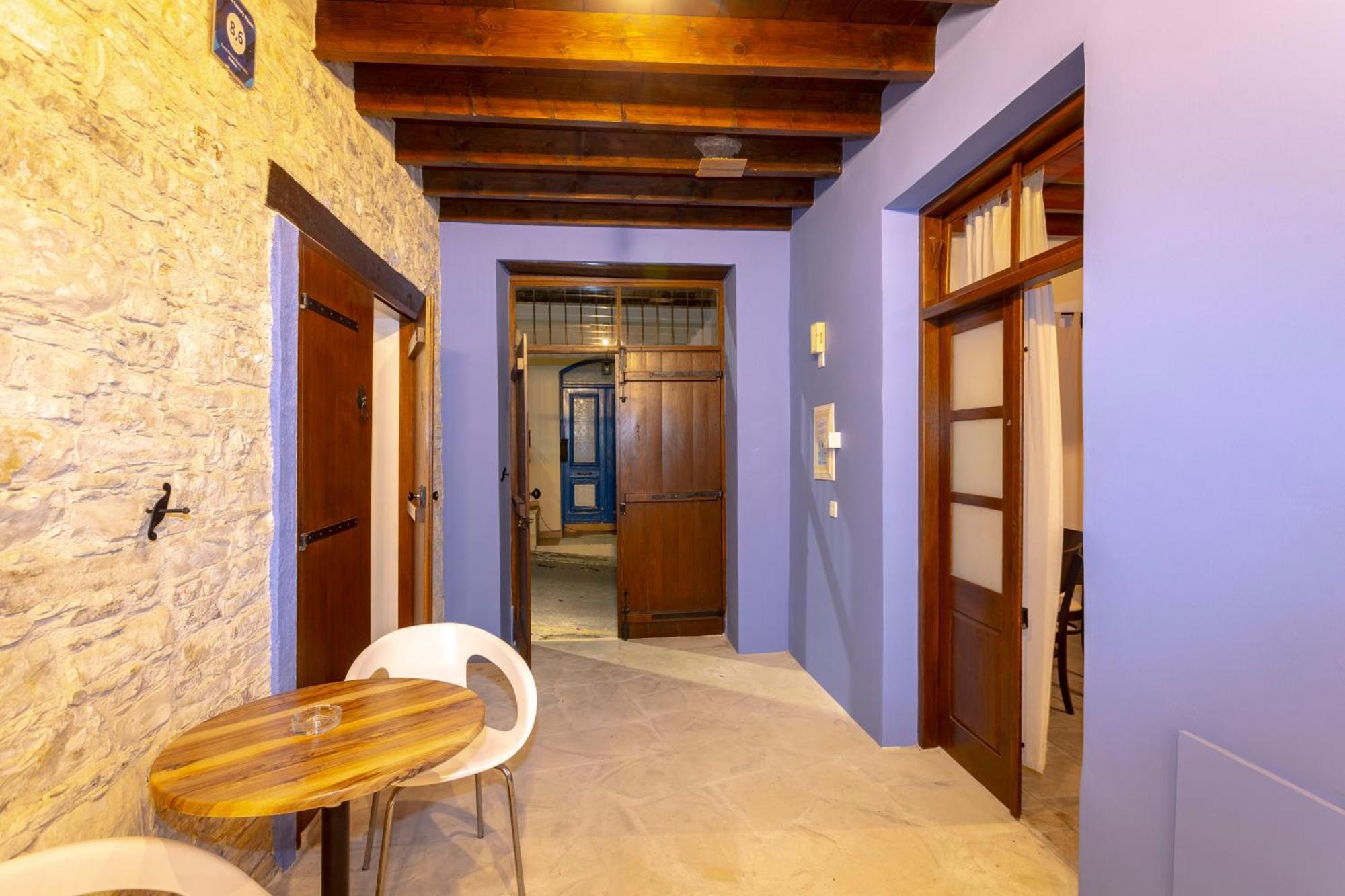 Kozakos Luxury House