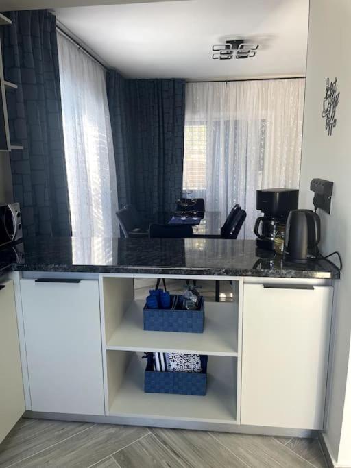 Boutique Family Design Near Sea Villa Klorakas
