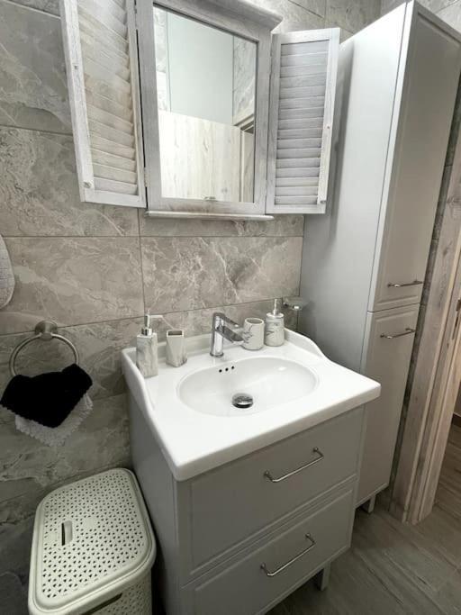 Boutique Family Design Near Sea * Klorakas