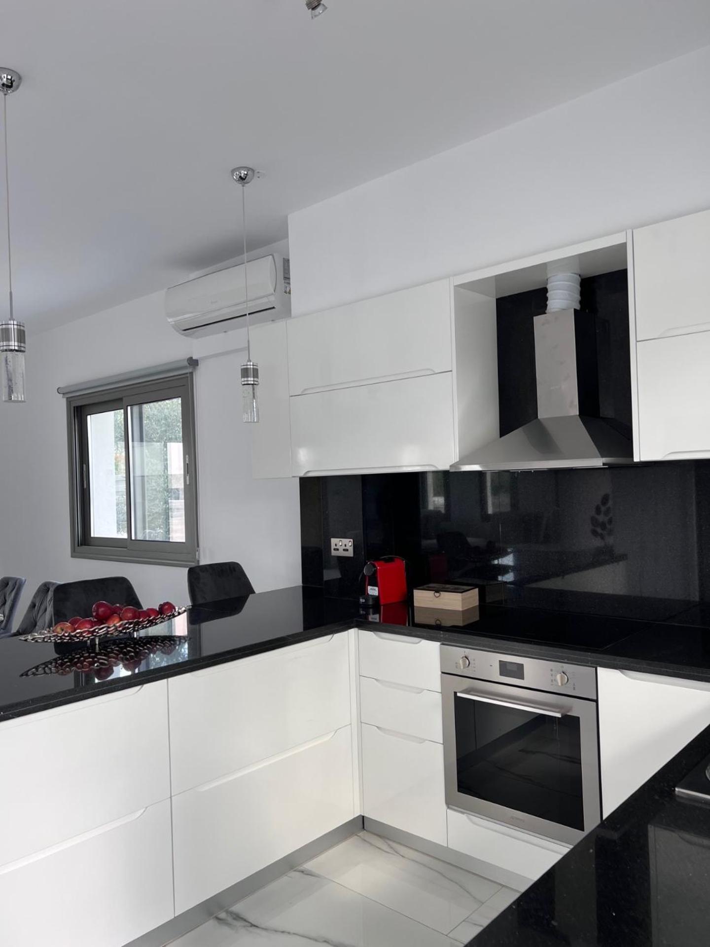 Diogenous Luxury Villa Klorakas