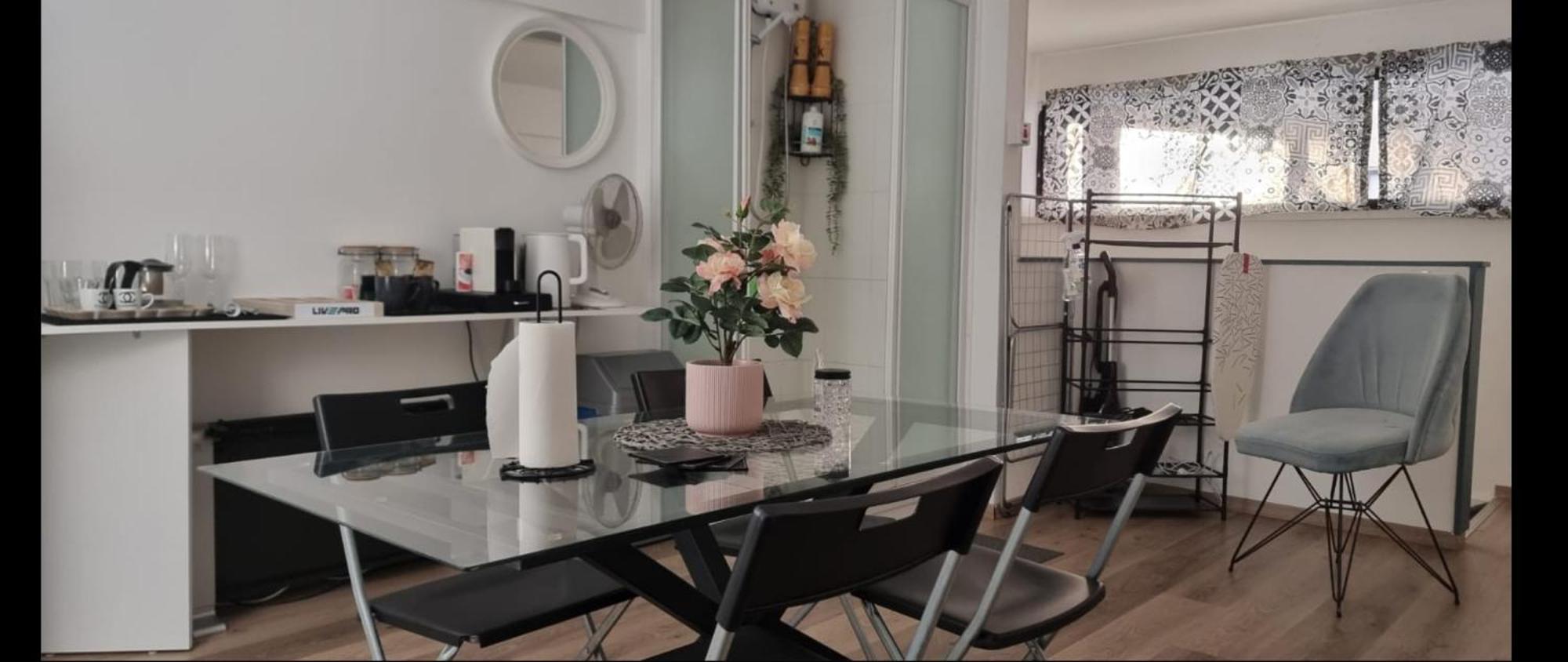 Homestay Livepro Larnaca