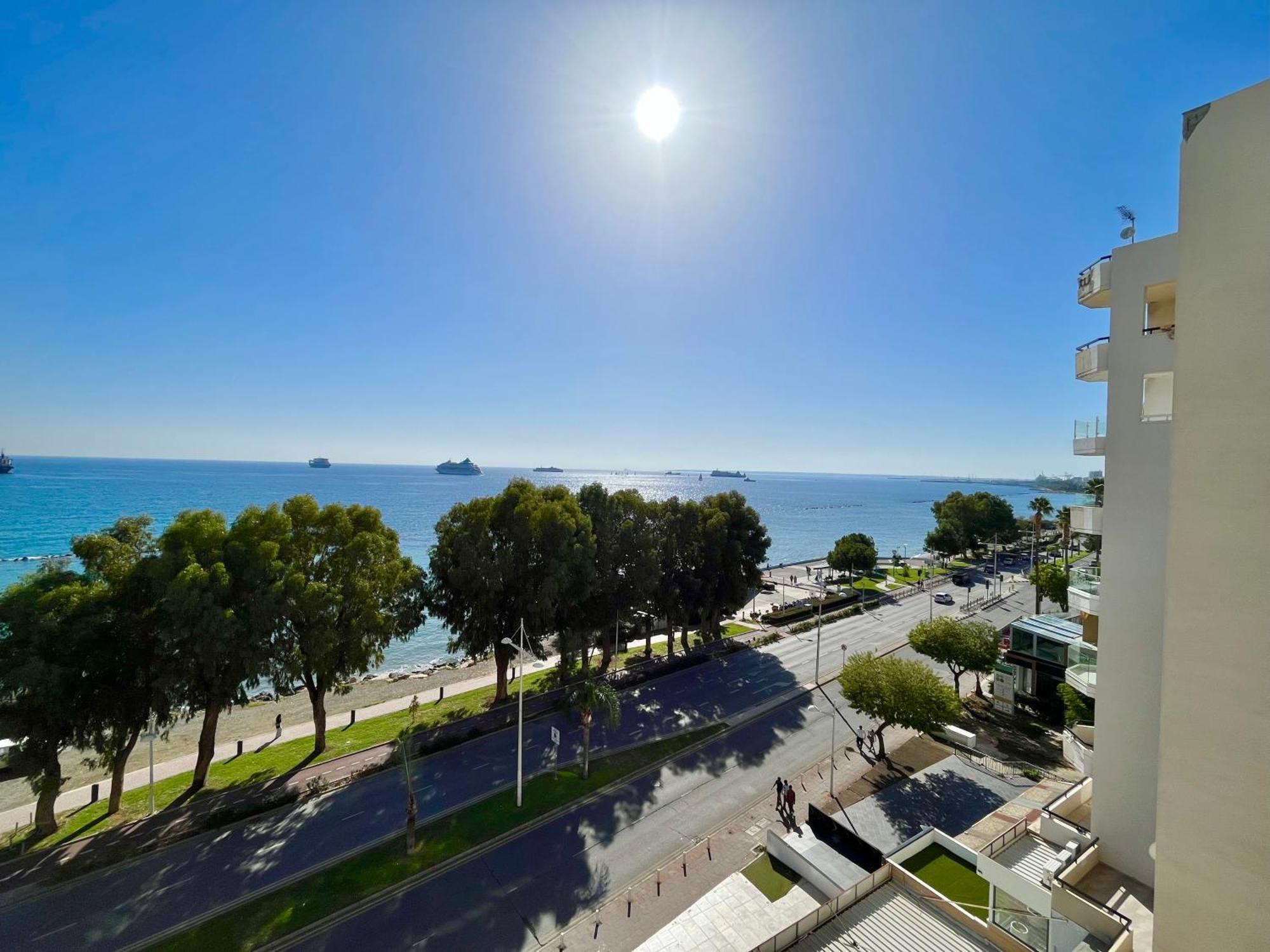 Apartment Enaerios Stunning Seaview