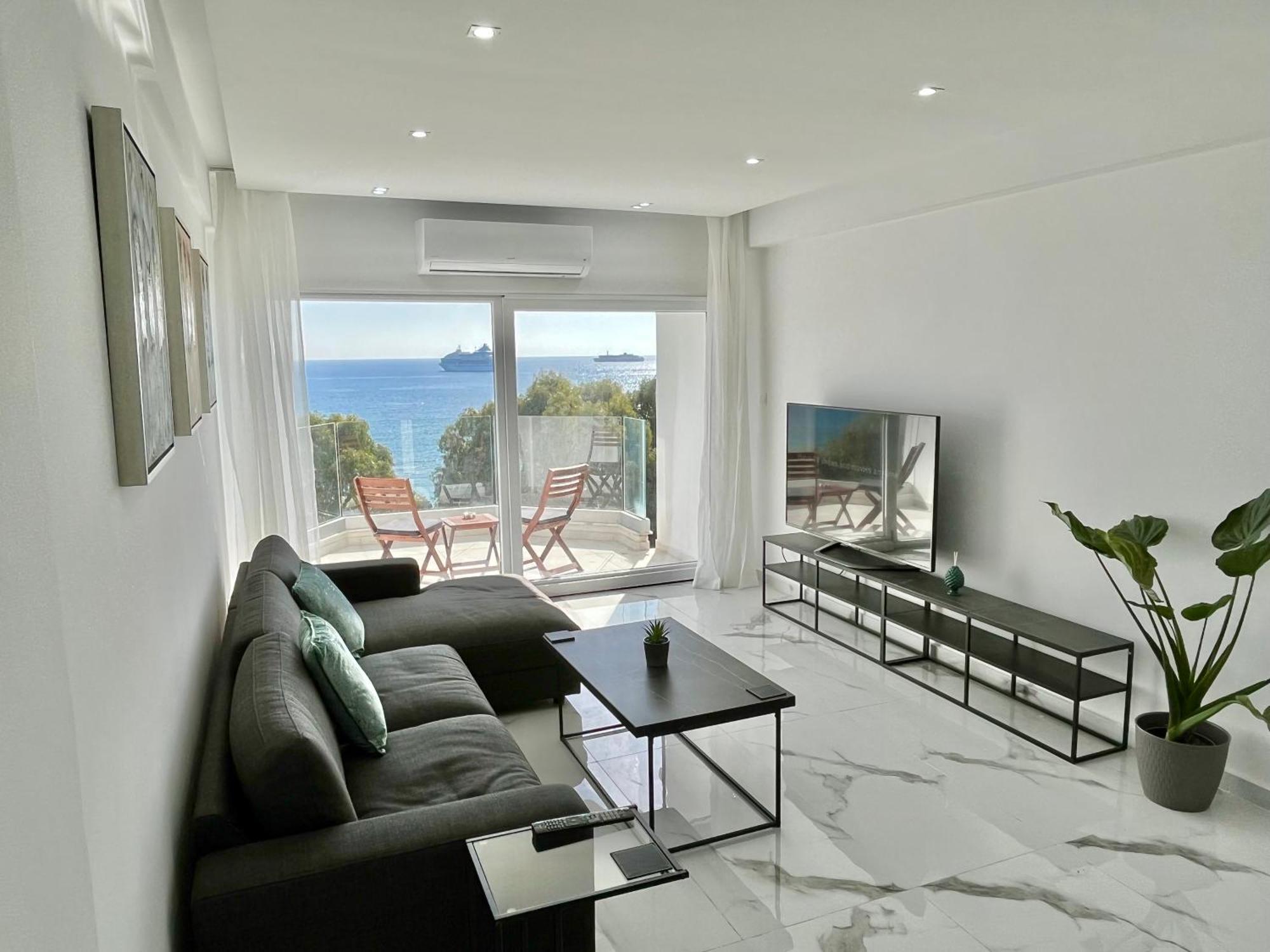 Apartment Enaerios Stunning Seaview