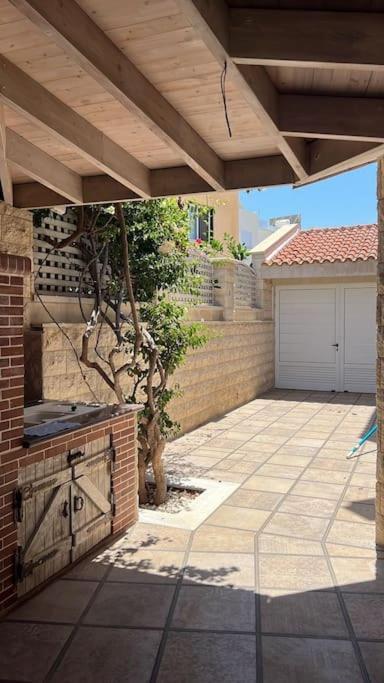 Villa Luxury 3 Bedroom Sea -view *