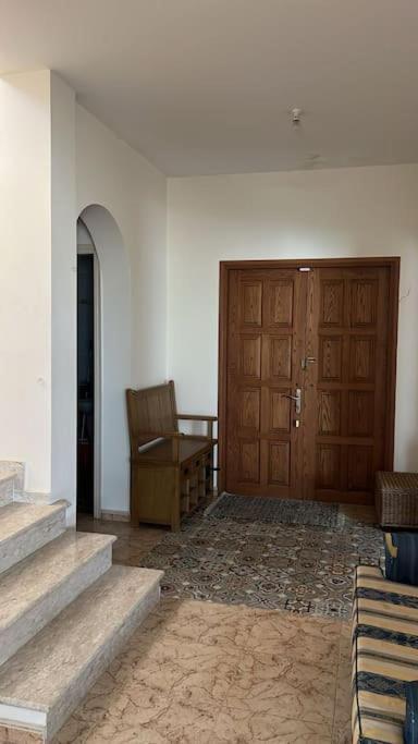 Luxury 3 Bedroom Sea -view Villa *