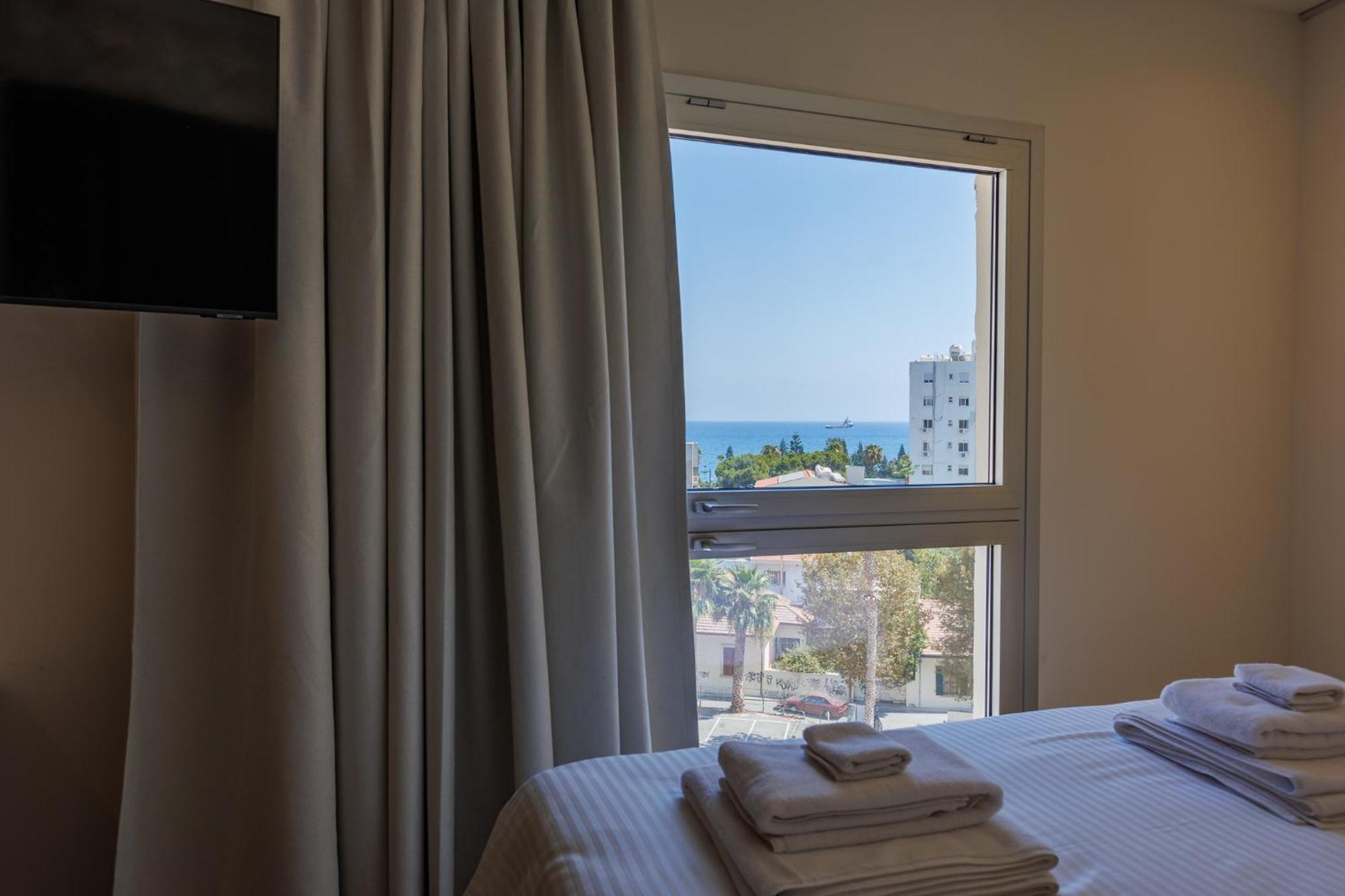 Aparthotel The Palm - Adults Only Limassol