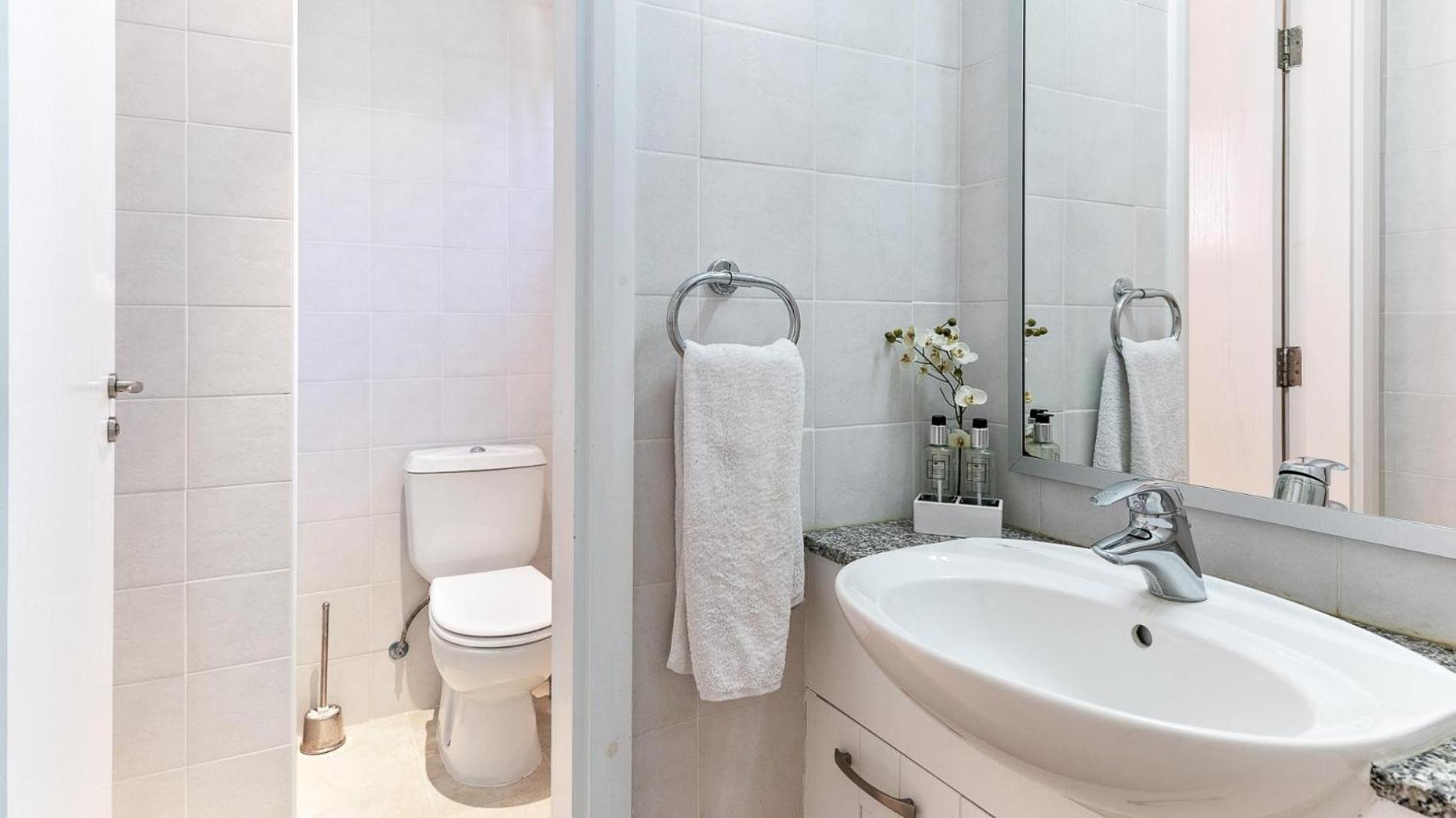 Beautiful Junior Gz01, Next To Communal Pool, Aphrodite Hills * Kouklia