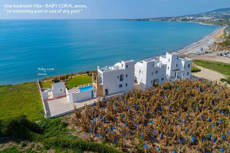 Blue Coral Villas: Exclusive Oceanfront Retreat Pousada Coral Bay