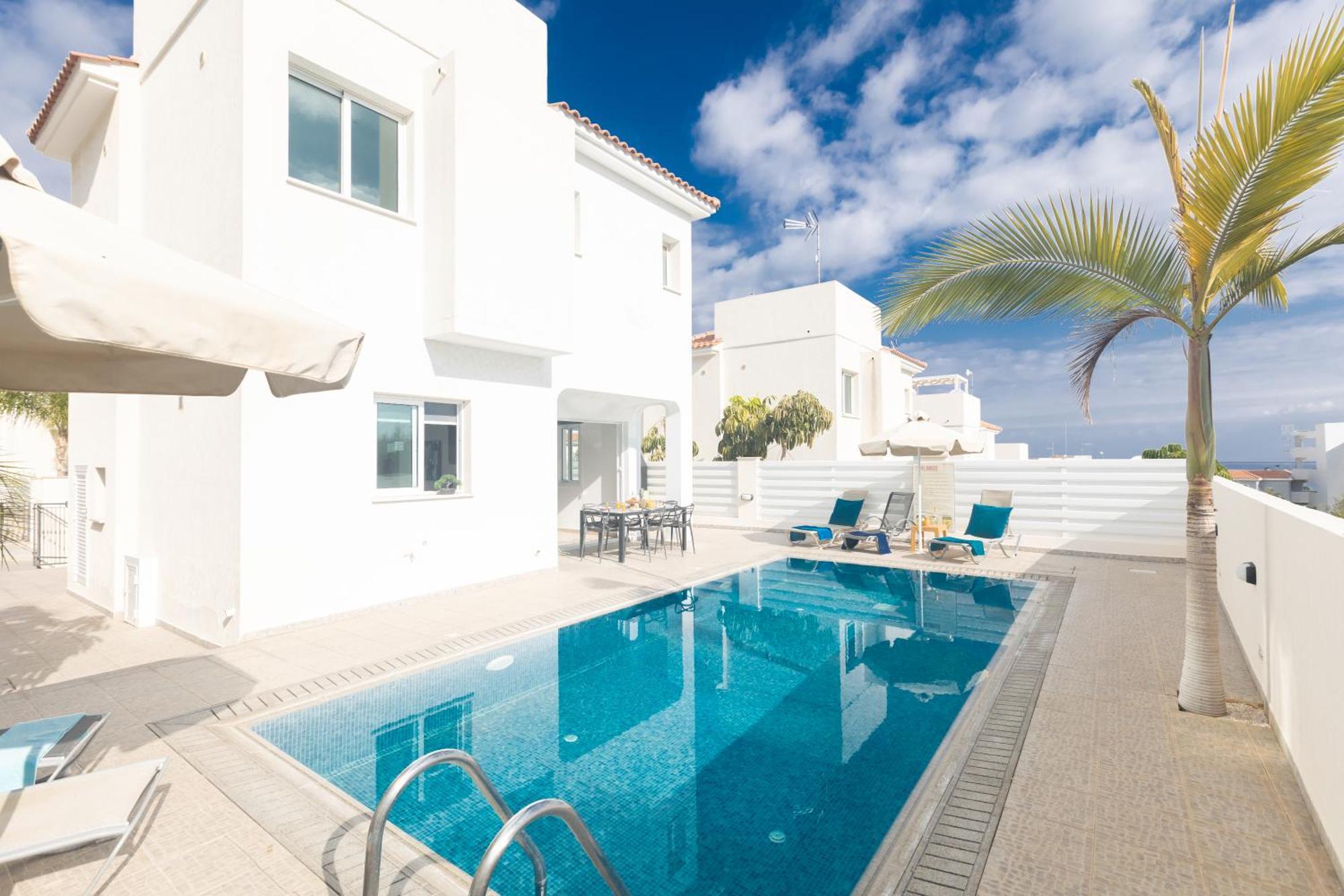 Casa De Nicole * Protaras