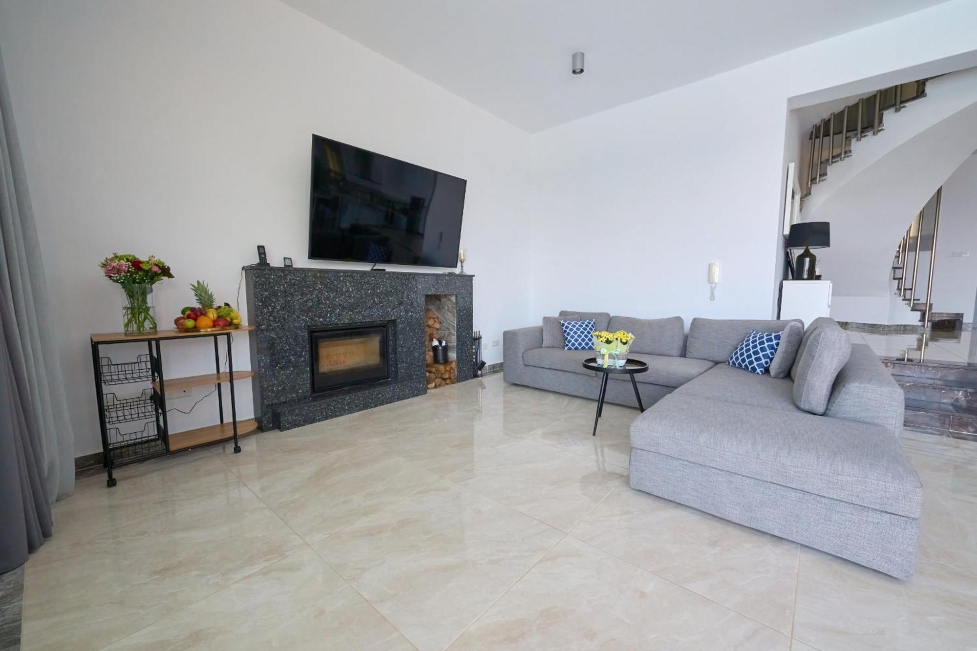 Villa Olymp Luxury C - Seafront Elegance With Infinity Pool And Exclusive Lifestyle