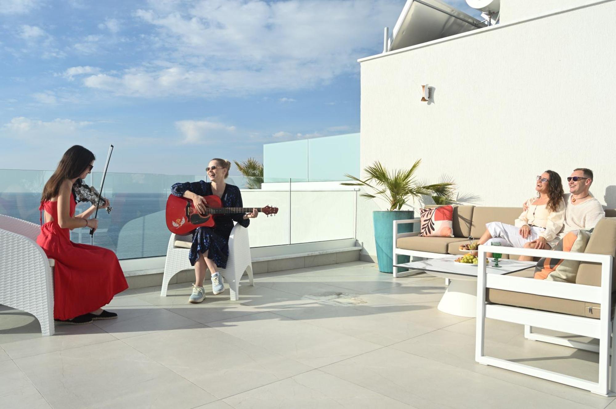 Olymp Luxury House
